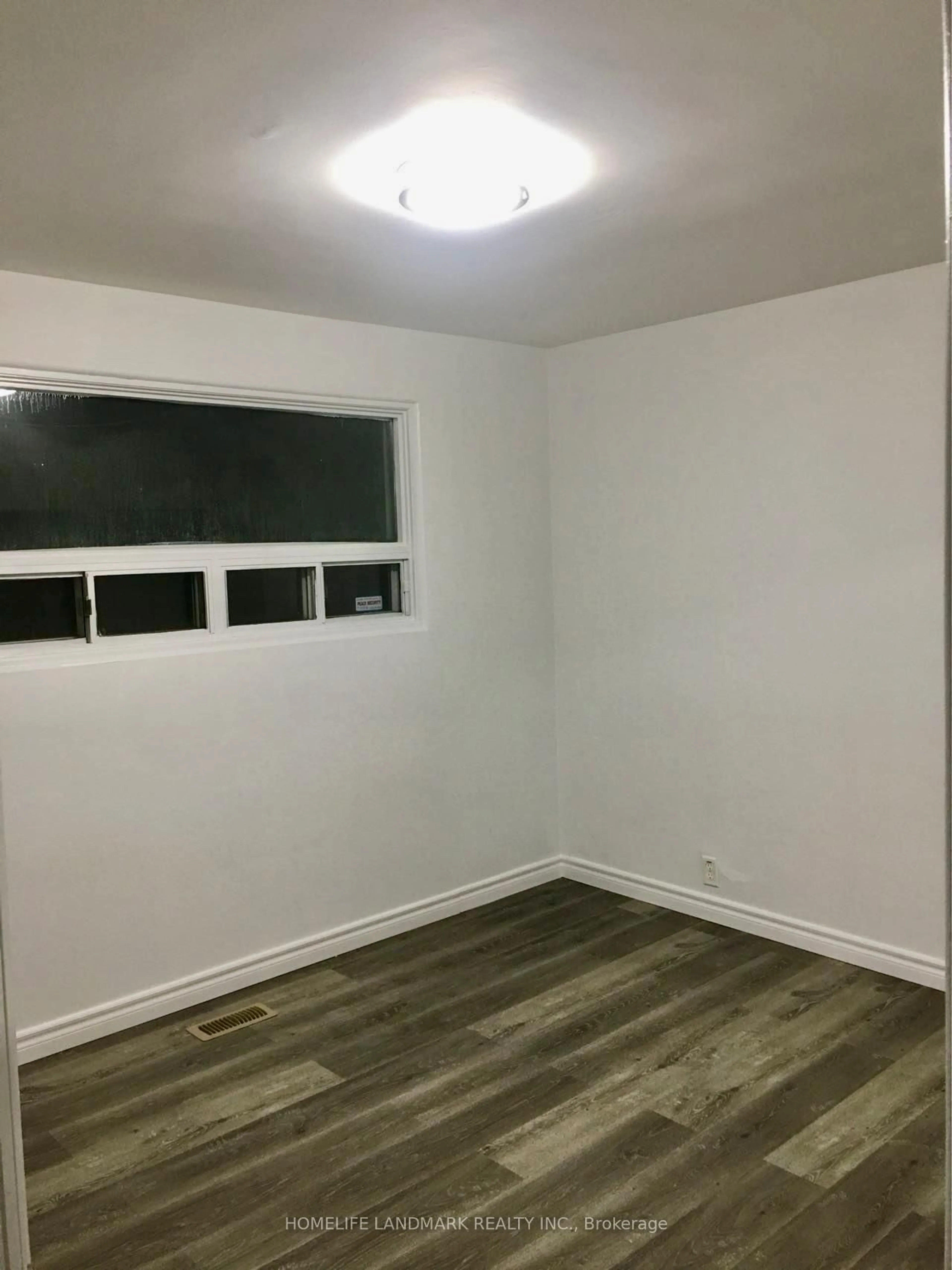 A pic of a room for 2 Adirondack Gate, Toronto Ontario M1T 3E7