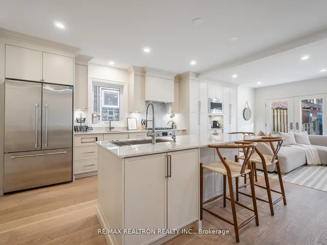 Additional property image - 400 Strathmore Blvd