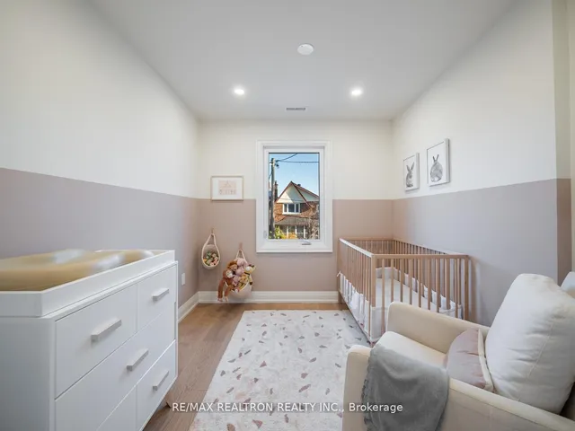 Additional property image - 400 Strathmore Blvd