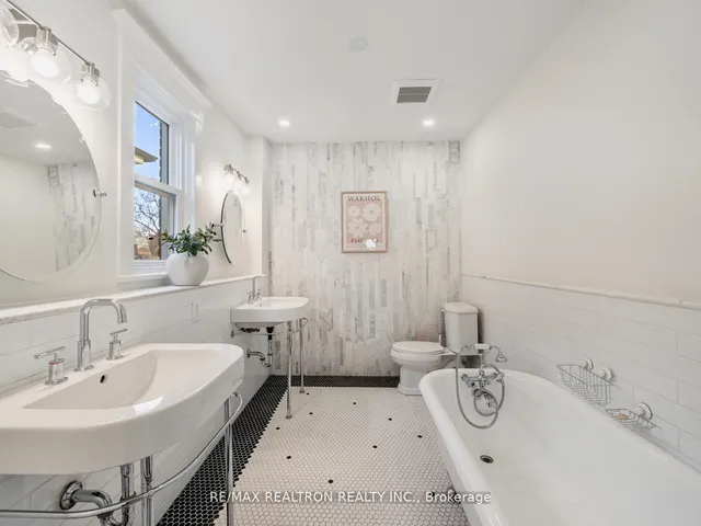 Additional property image - 400 Strathmore Blvd