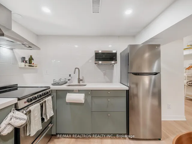 Additional property image - 400 Strathmore Blvd