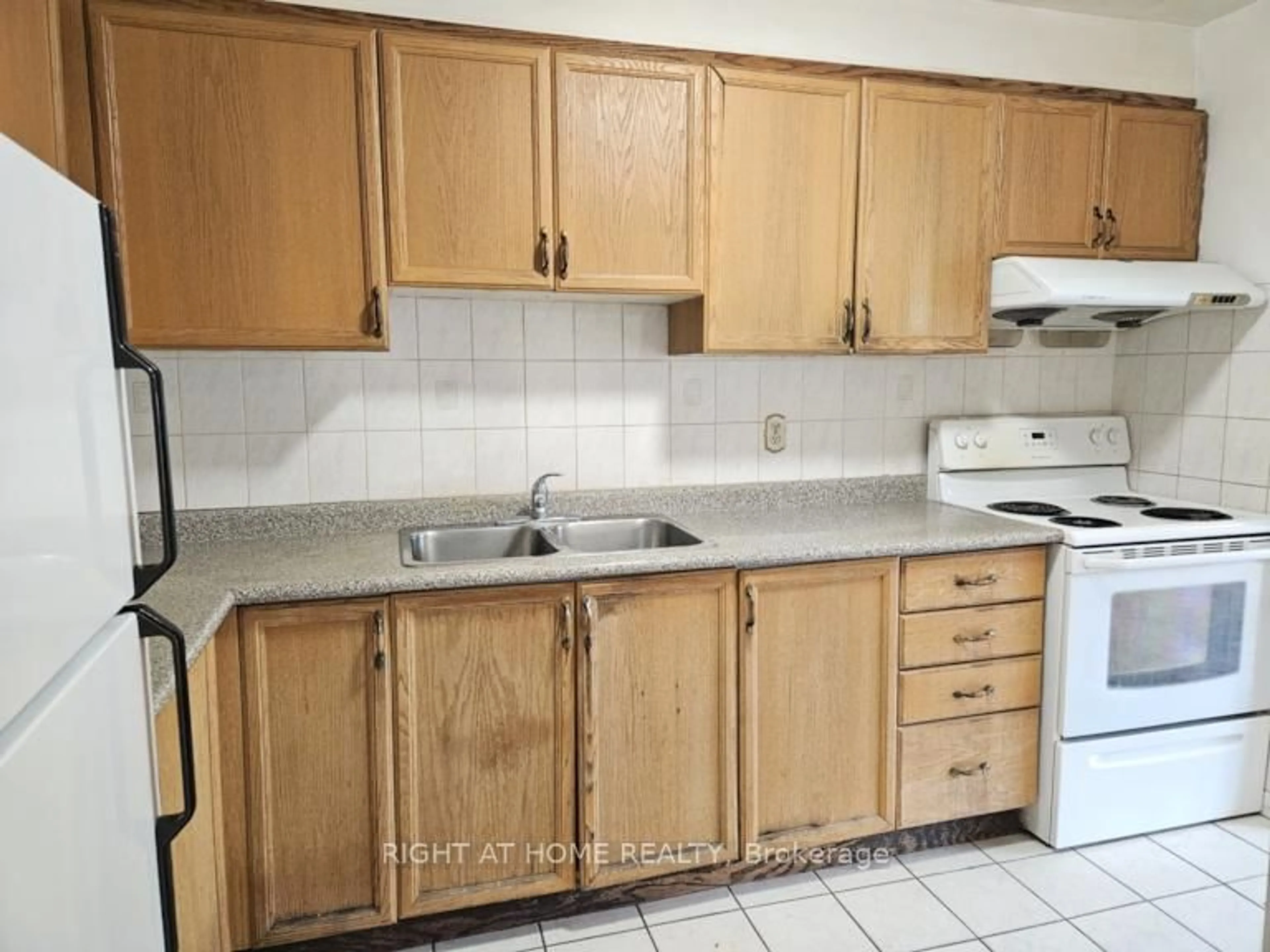 Standard kitchen, unknown for 1 Massey Sq #2502, Toronto Ontario M4C 5L4