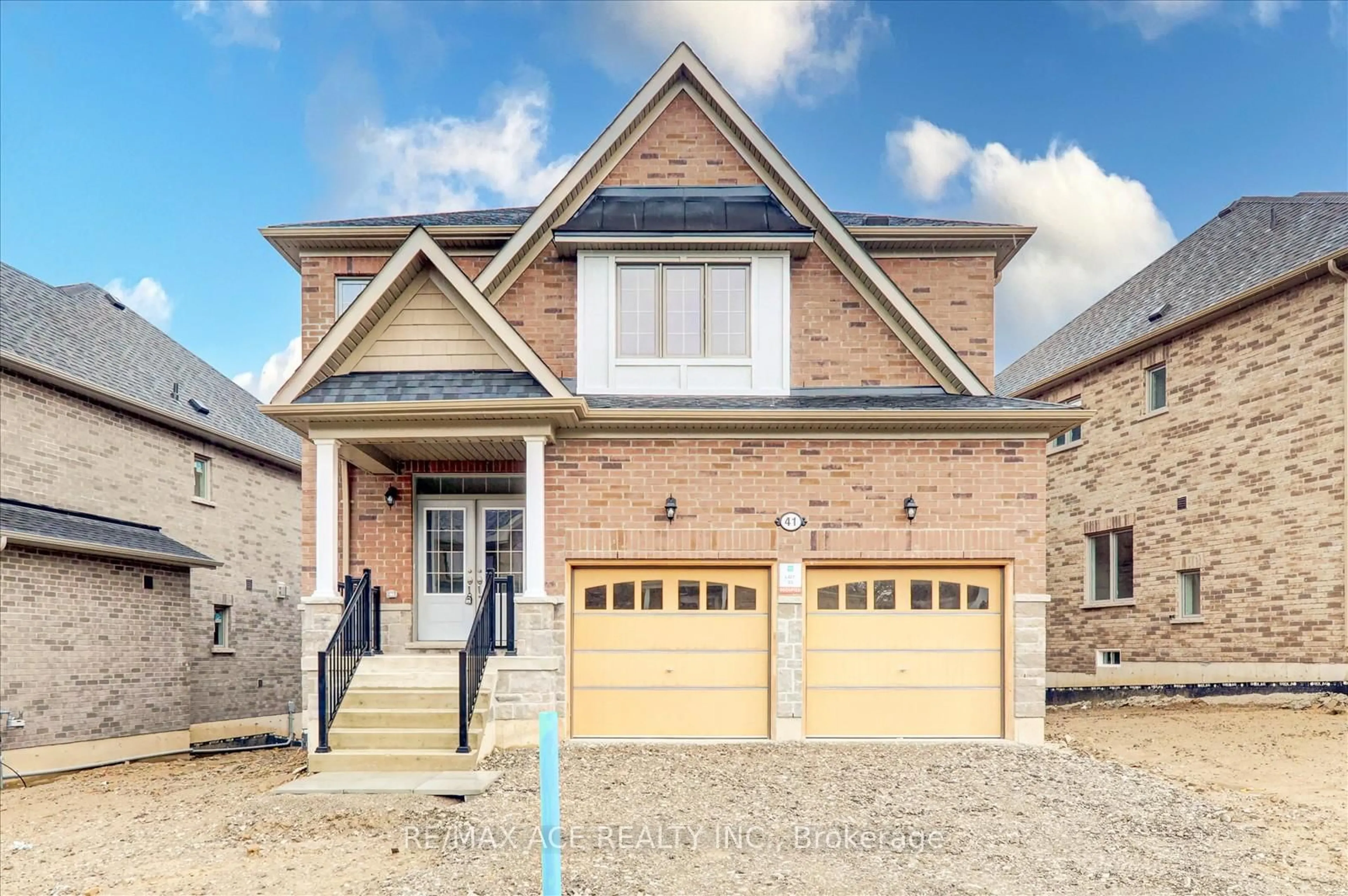 Home with brick exterior material, street for 41 North Garden Blvd, Scugog Ontario L9L 0C9