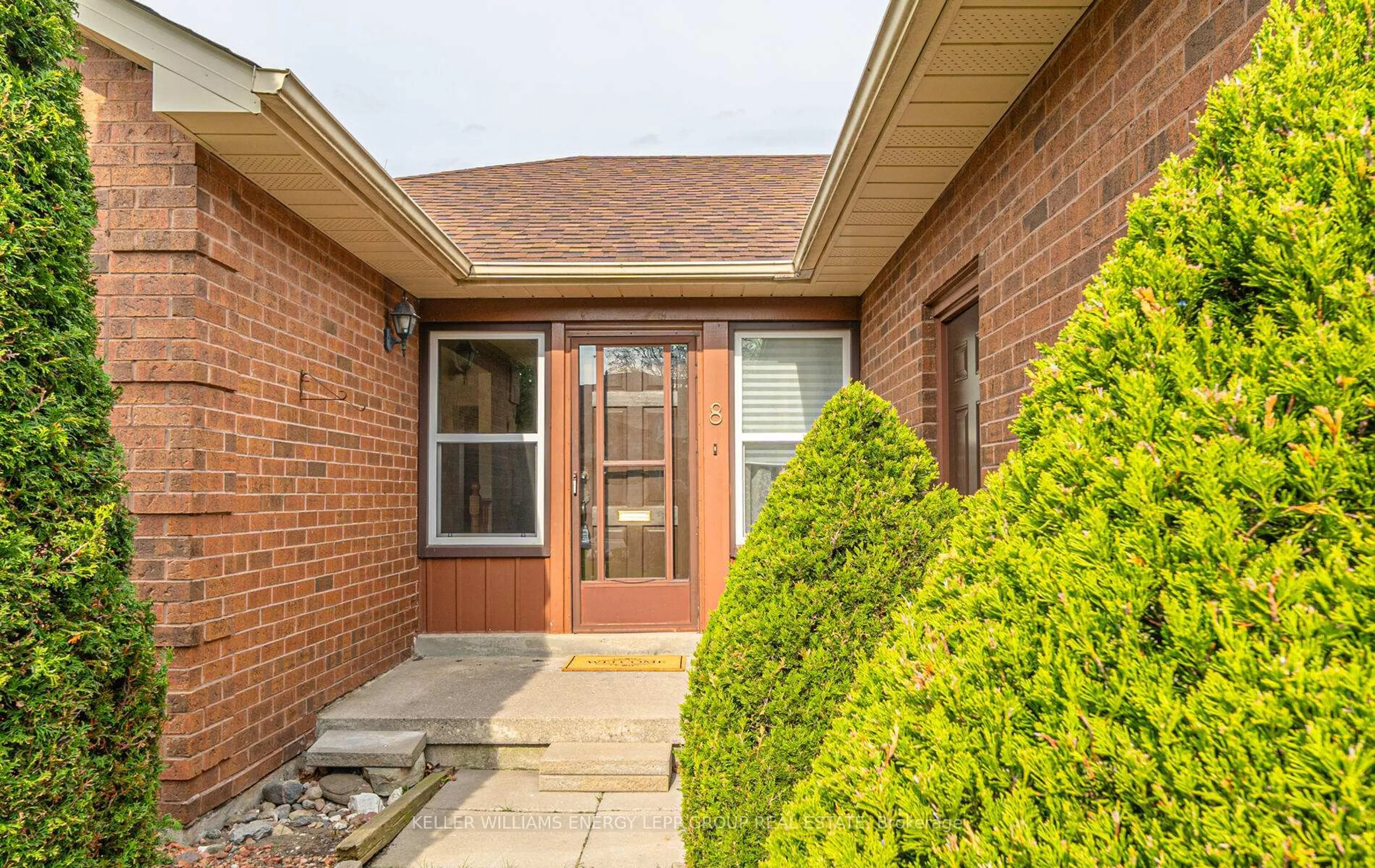 Home with brick exterior material, street for 8 Hialeah Cres, Whitby Ontario L1N 6R1