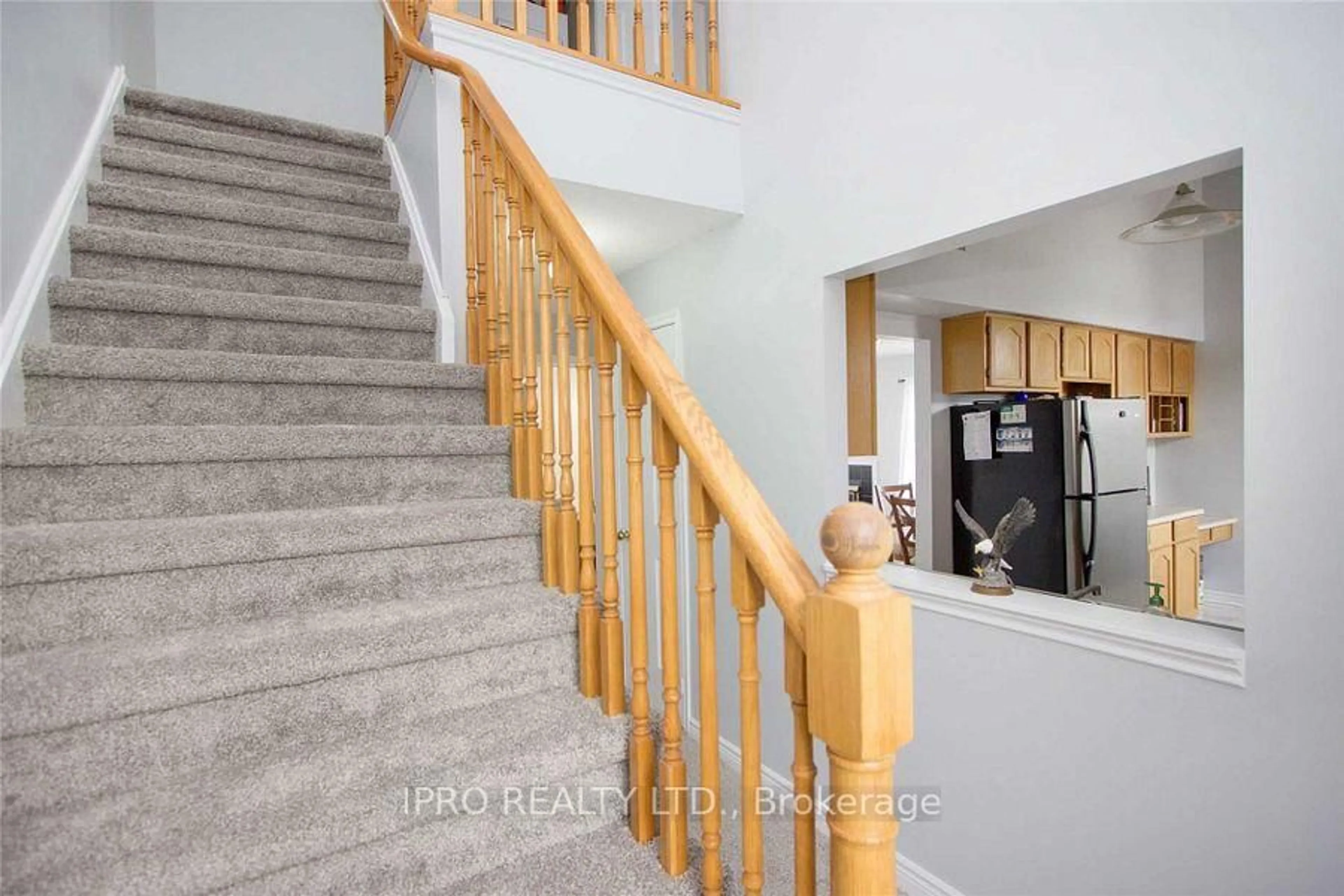 Stairs for 1663 Nash Rd #D-17, Clarington Ontario L1E 1S8
