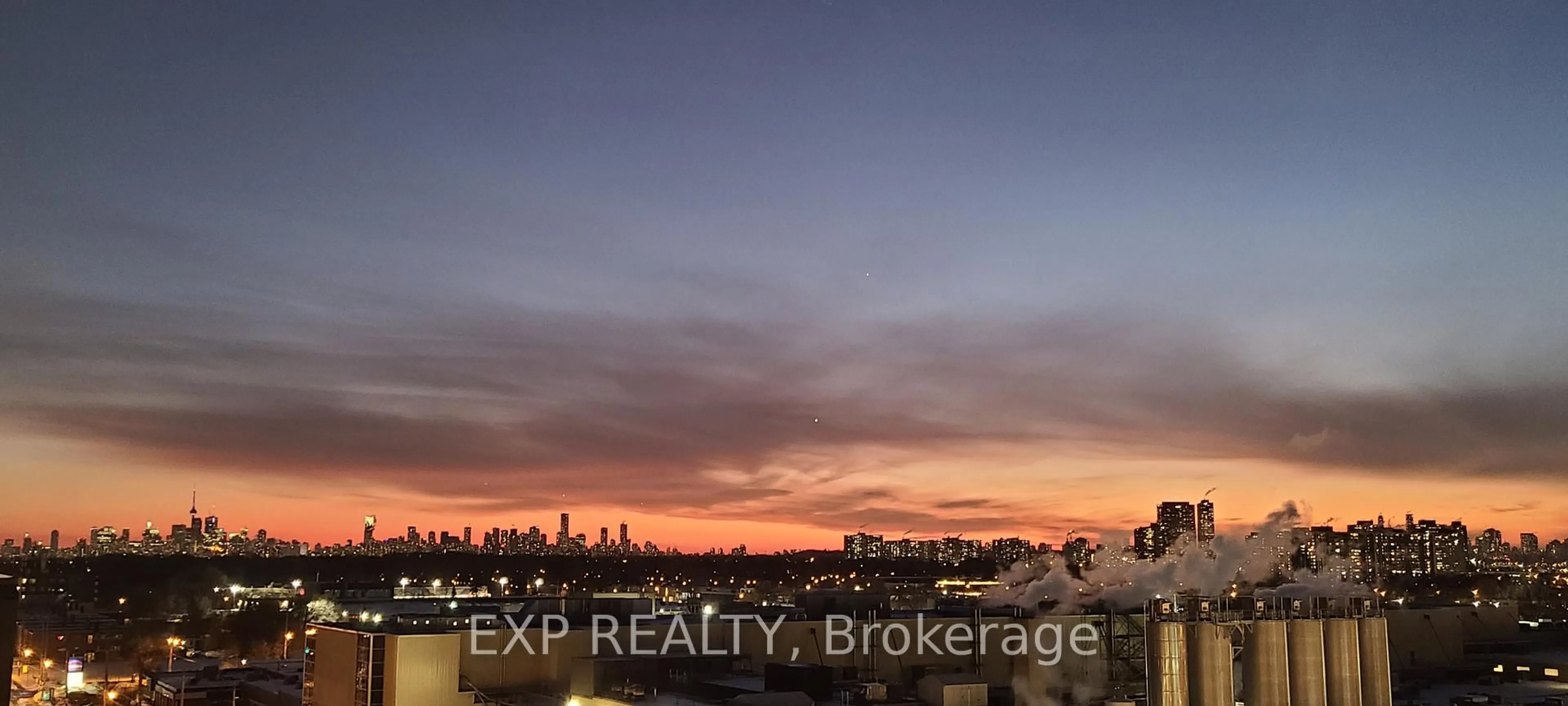 Blurry image for 1401 O'connor Dr #208, Toronto Ontario M4B 2V5