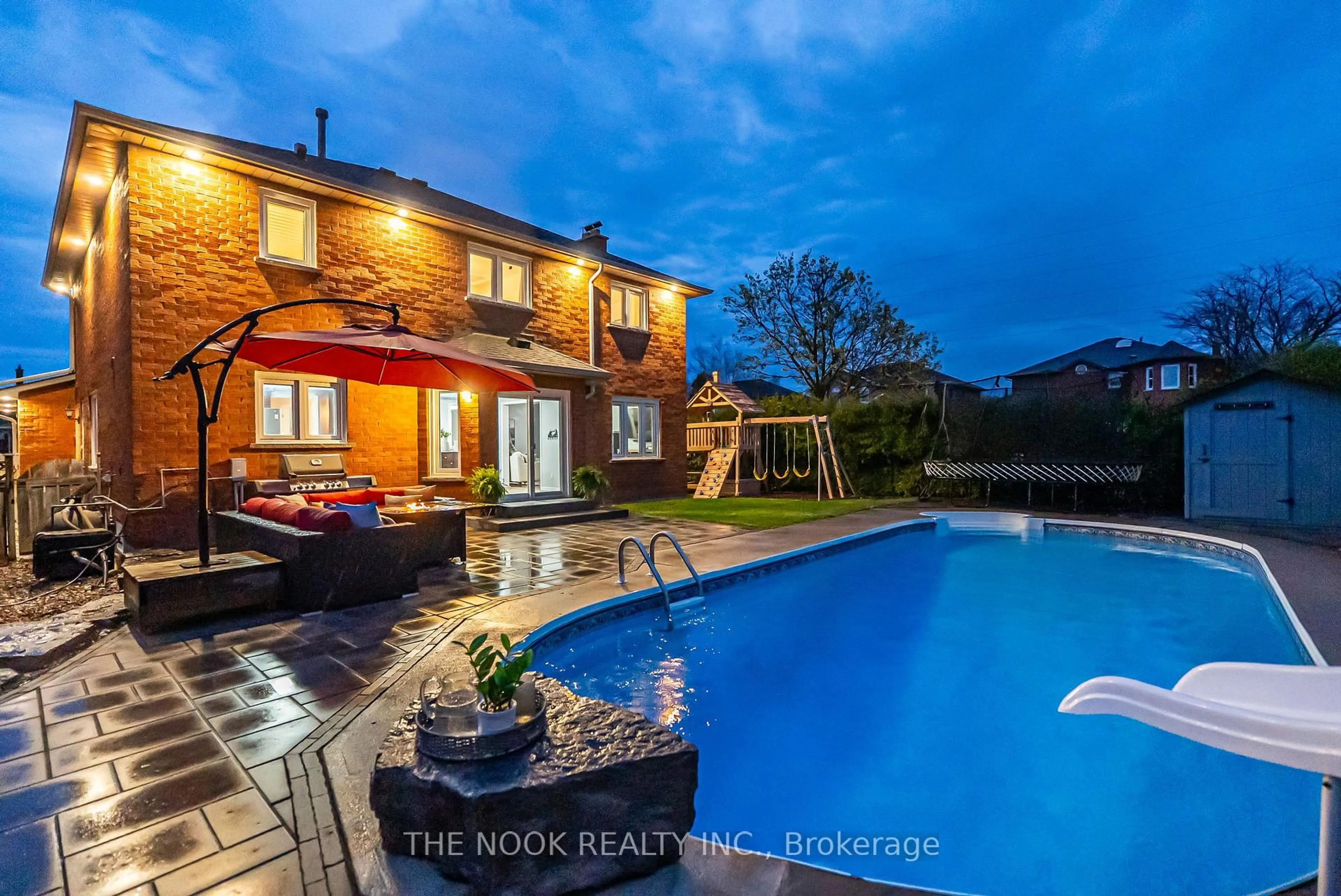 Pool for 96 Intrepid Dr, Whitby Ontario L1N 8S1