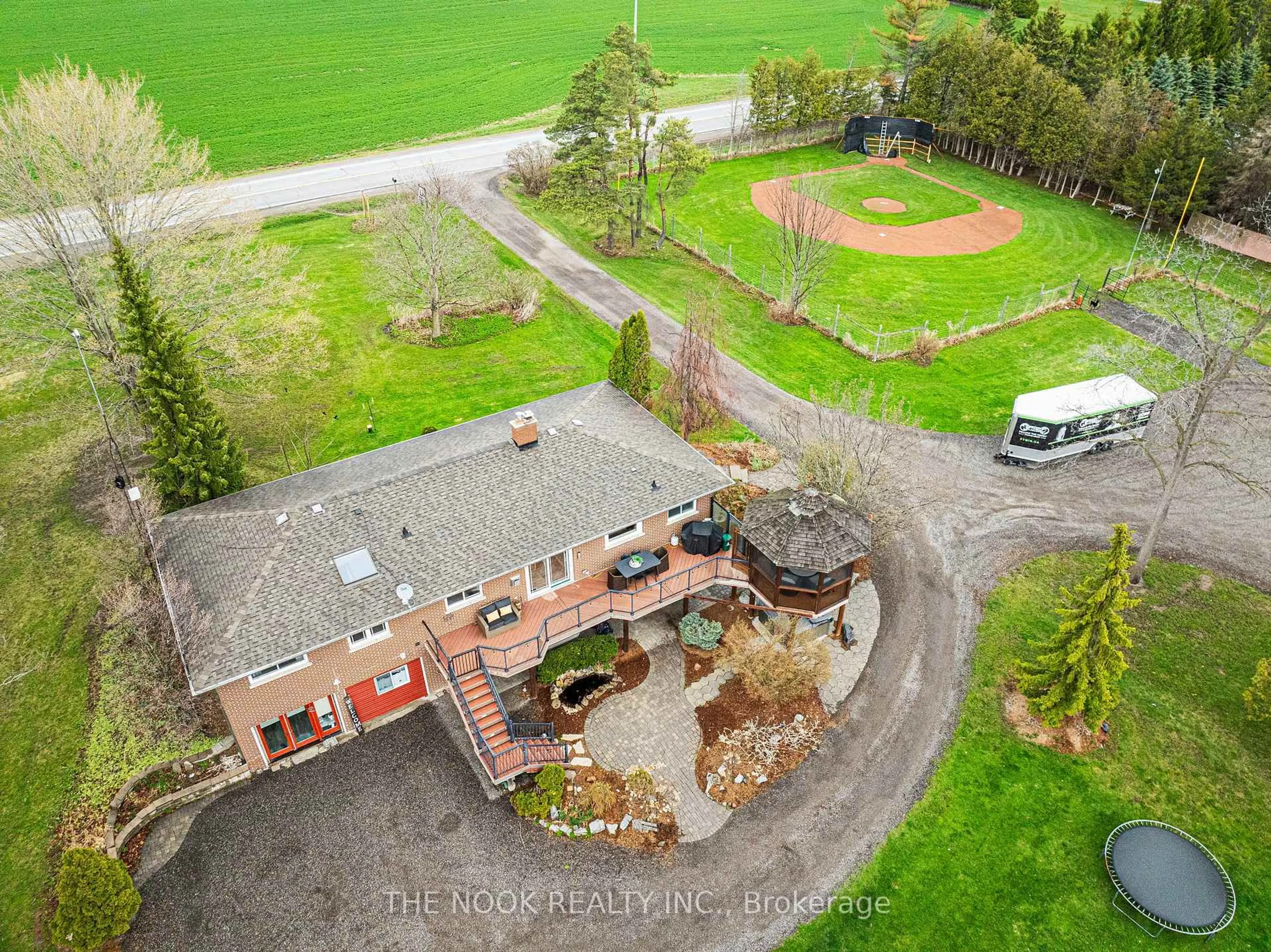 A pic from outside/outdoor area/front of a property/back of a property/a pic from drone, unknown for 1857 Regional Road 3 Rd, Clarington Ontario L0B 1J0
