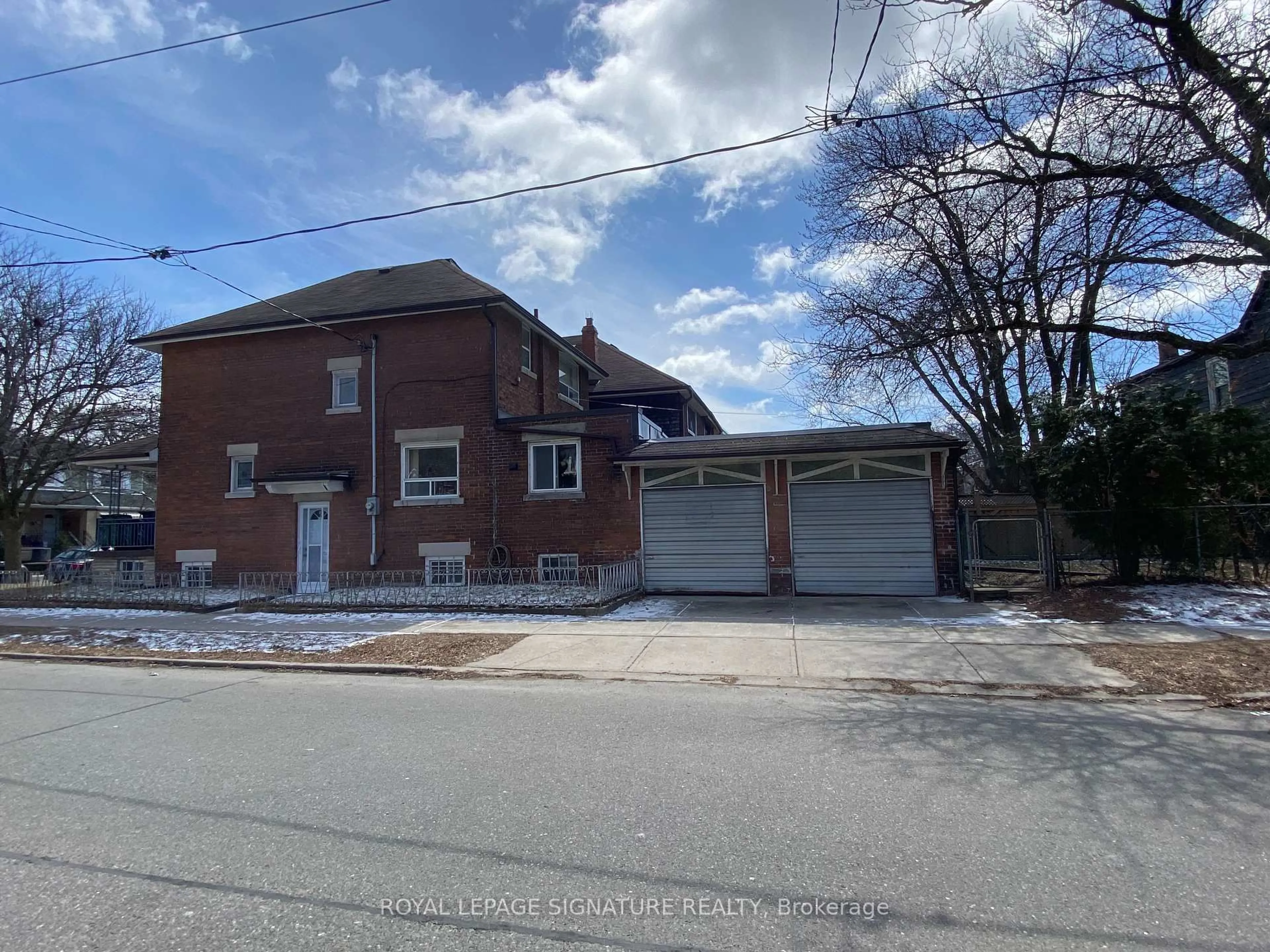 Home with brick exterior material, street for 108 Glebemount Ave, Toronto Ontario M4C 3R8