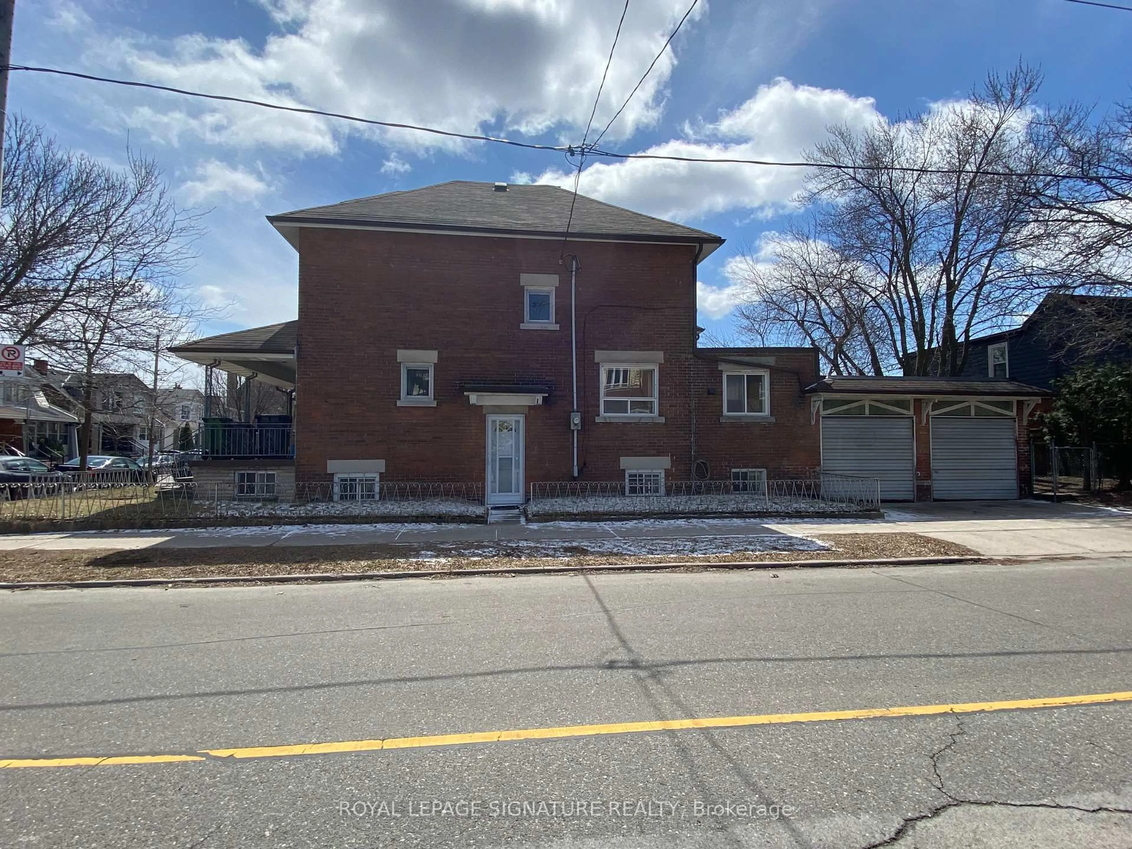 Home with brick exterior material, street for 108 Glebemount Ave, Toronto Ontario M4C 3R8
