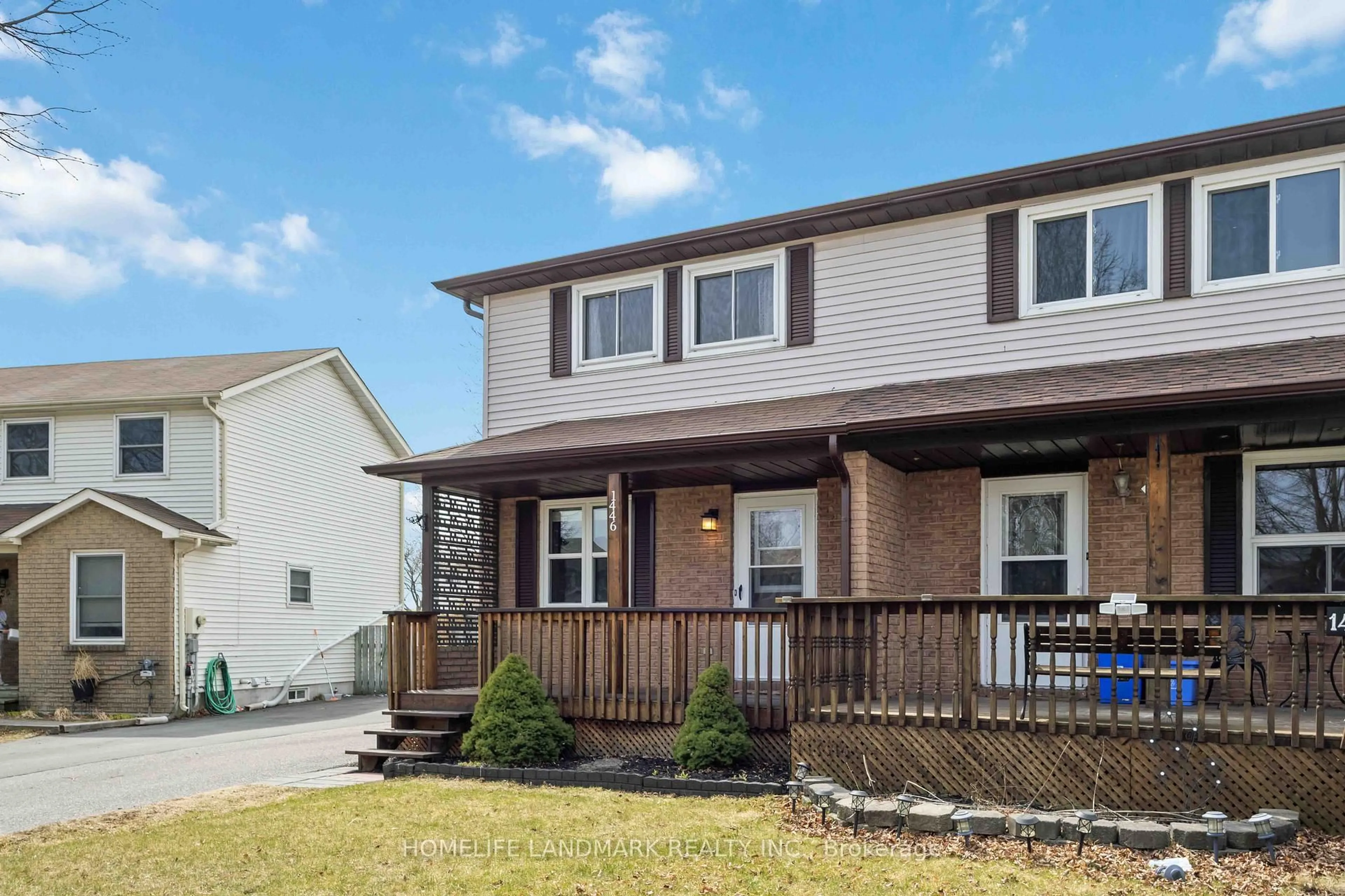 Home with vinyl exterior material, street for 1446 Fleming Crt, Oshawa Ontario L1J 8A9