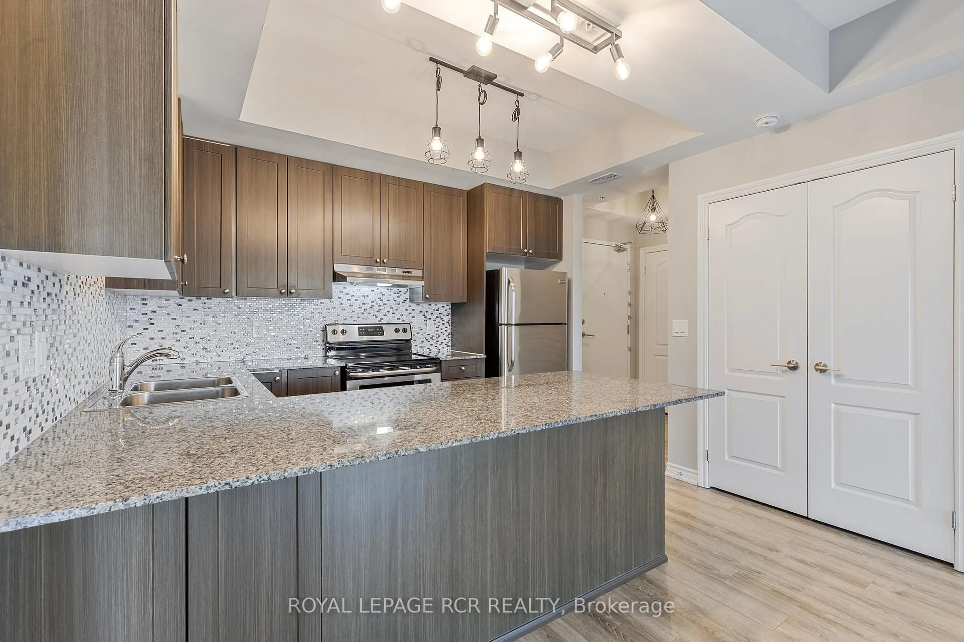 Open concept kitchen, unknown for 670 Gordon St #408, Whitby Ontario L1N 0K9