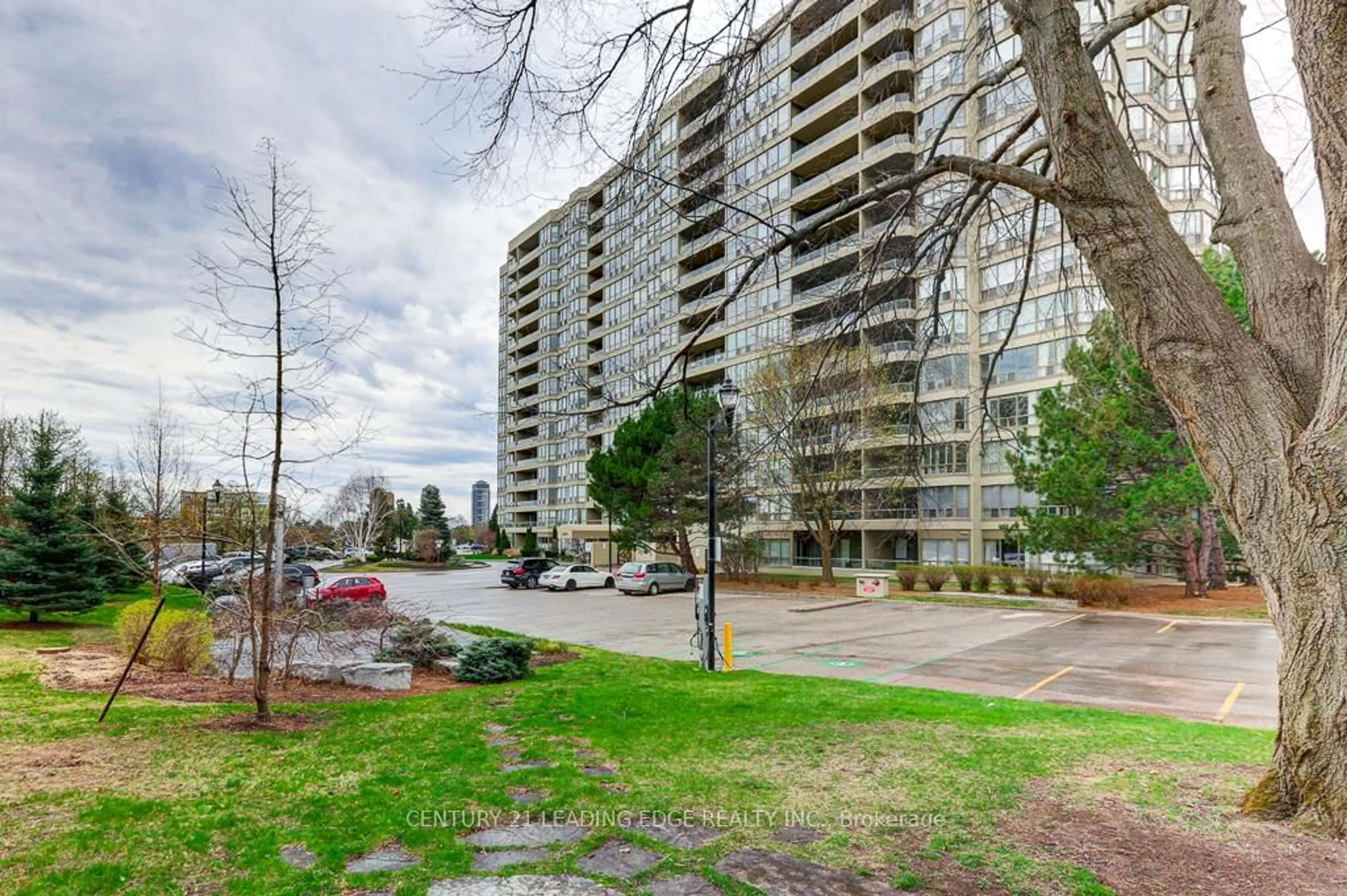 Patio, street for 1890 VALLEY FARM Rd #1503, Pickering Ontario L1V 6B4