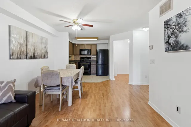 Additional property image - 684 Warden Ave Unit 103
