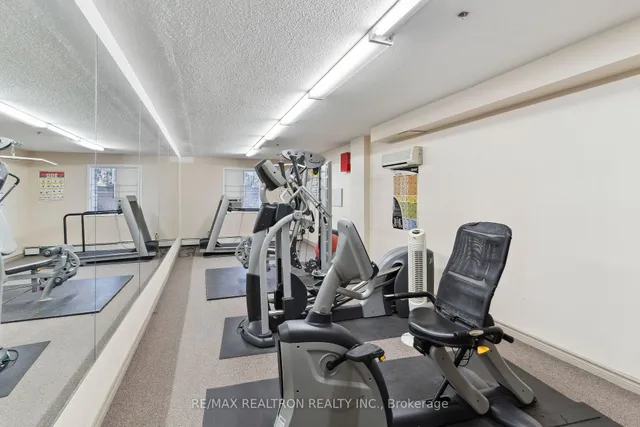 Additional property image - 684 Warden Ave Unit 103