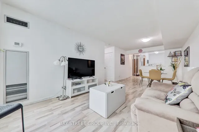 Additional property image - 8 Lee Centre Dr Unit 306