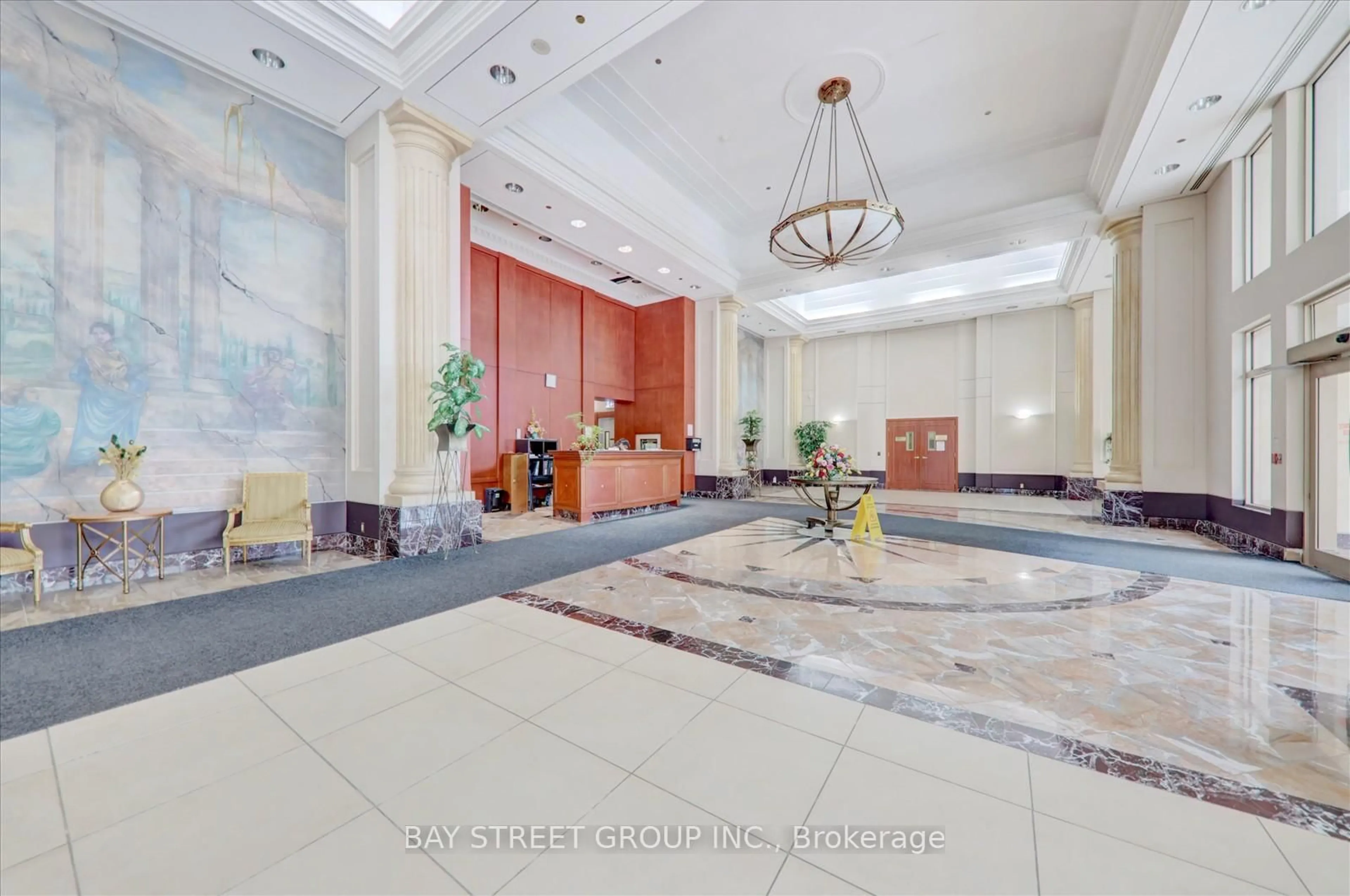 Lobby for 8 Lee Centre Dr #306, Toronto Ontario M1H 3H8