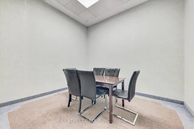 Additional property image - 8 Lee Centre Dr Unit 306