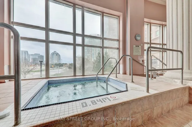 Additional property image - 8 Lee Centre Dr Unit 306