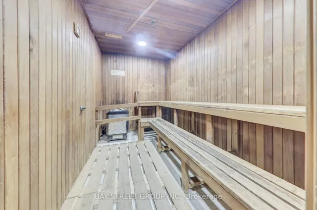 Additional property image - 8 Lee Centre Dr Unit 306