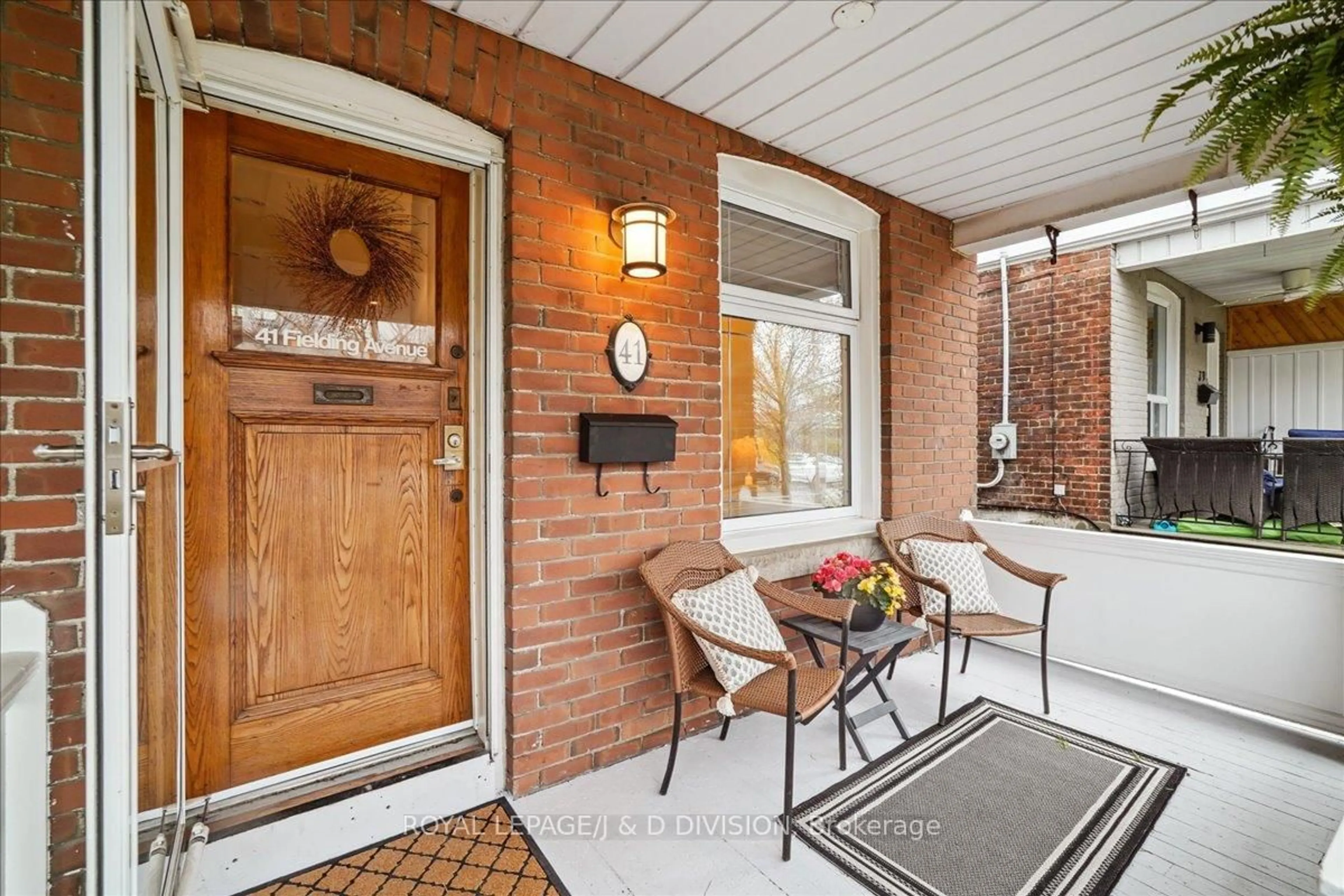 Indoor entryway for 41 Fielding Ave, Toronto Ontario M4J 1R4