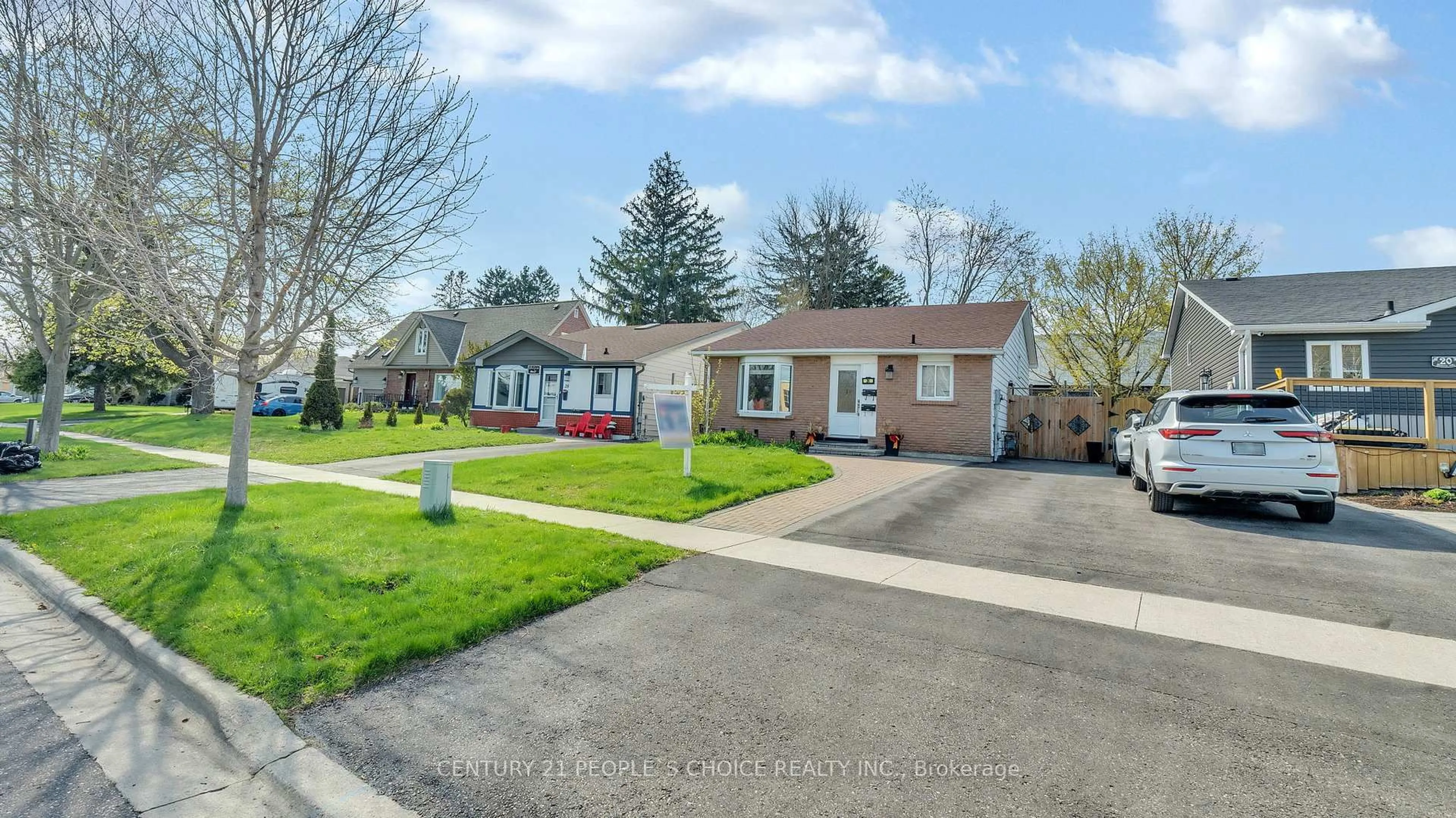 Unknown for 24 Grassmere Crt, Oshawa Ontario L1H 3X4
