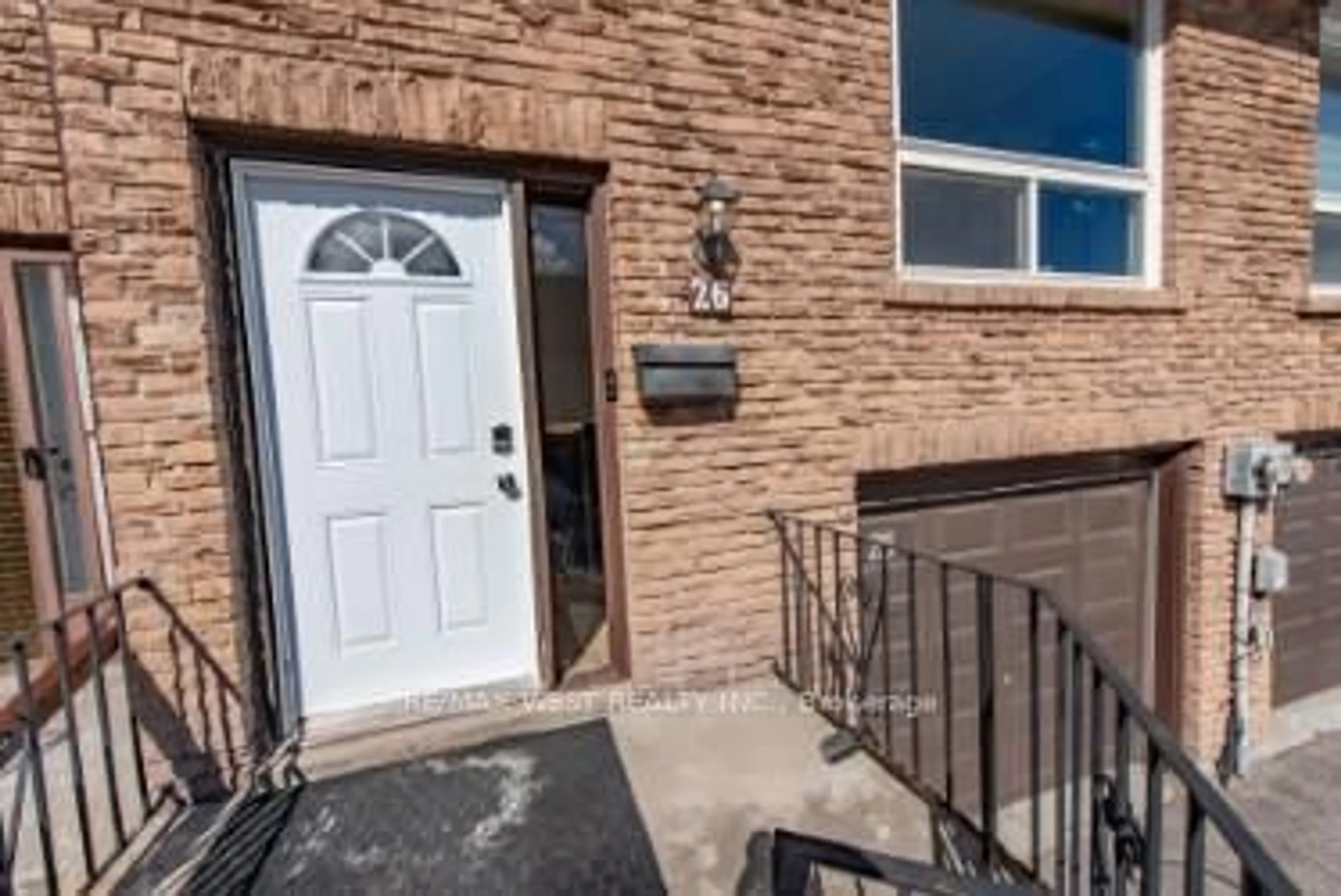 Unknown for 222 Pearson St #26, Oshawa Ontario L1G 7C6