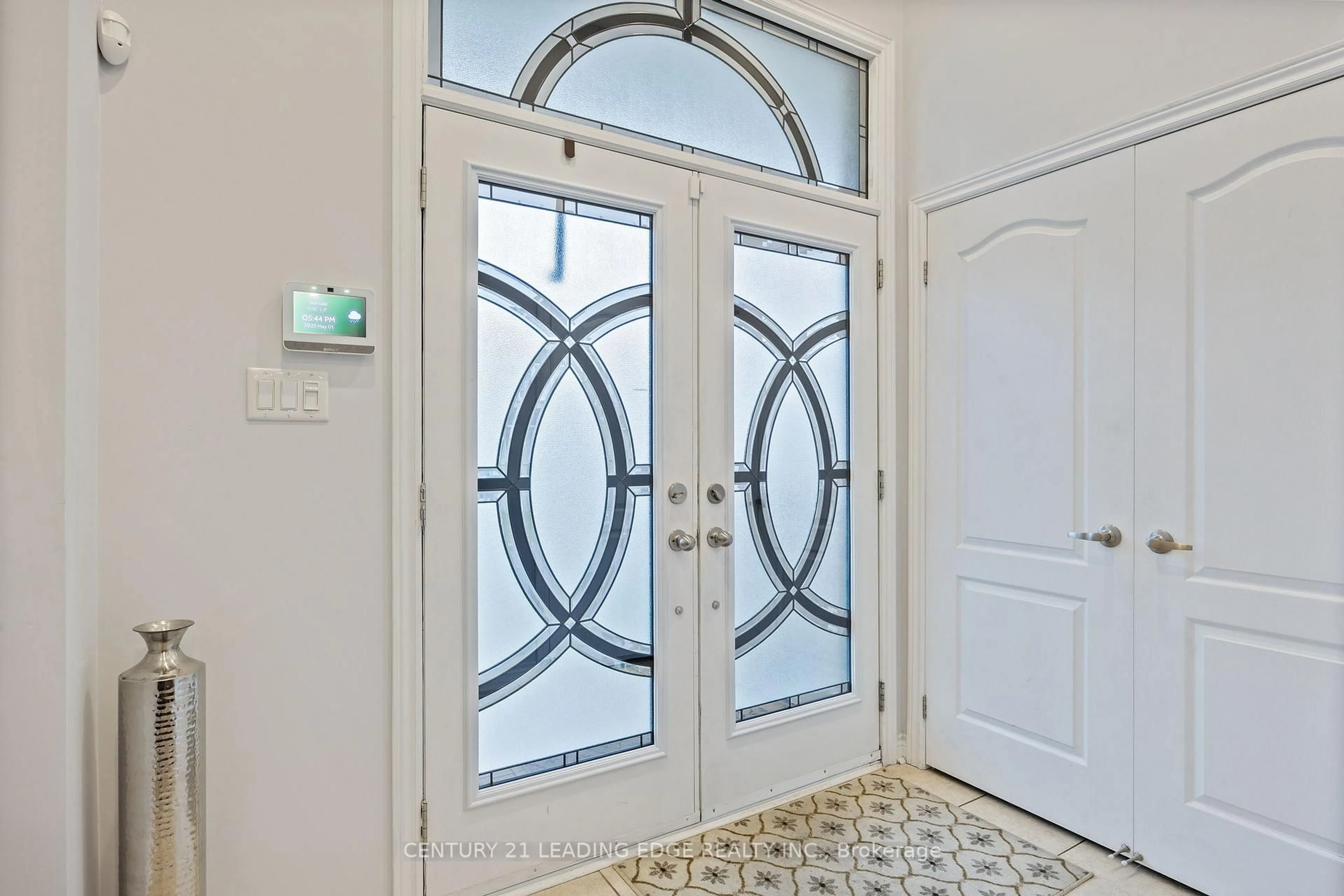 Indoor entryway for 84 Garrardview St, Ajax Ontario L1Z 0R2