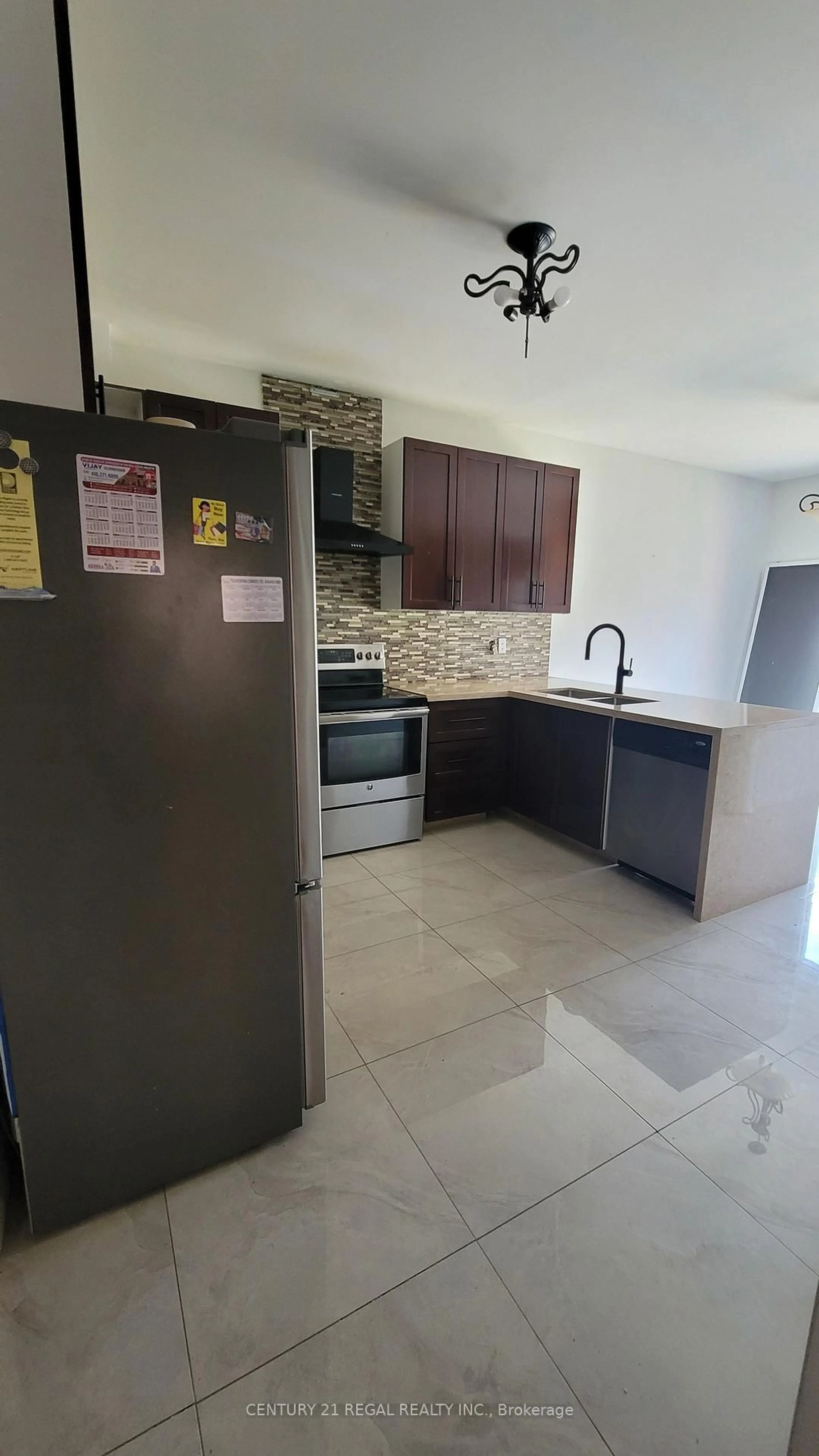 Standard kitchen, ceramic/tile floor for 12 Salt Dr, Ajax Ontario L1S 7P3