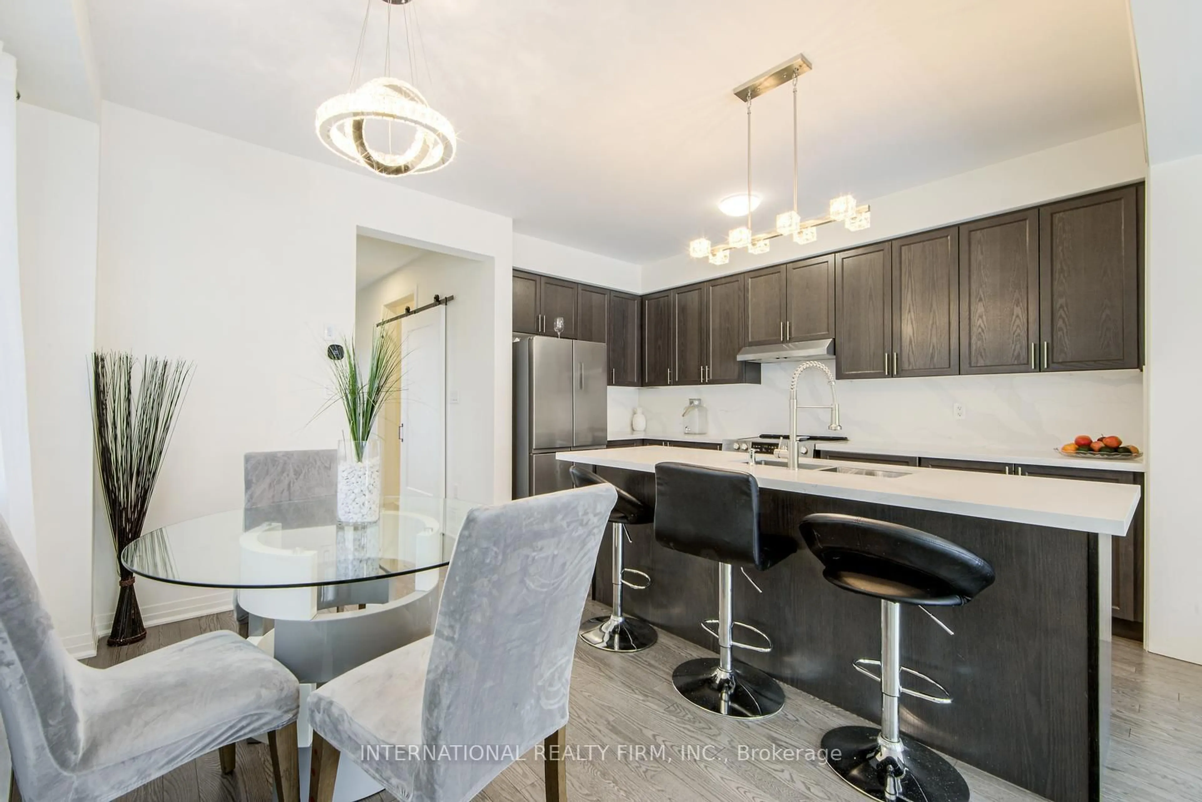 Open concept kitchen, unknown for 18 Larkin Lane, Clarington Ontario L1C 2W3