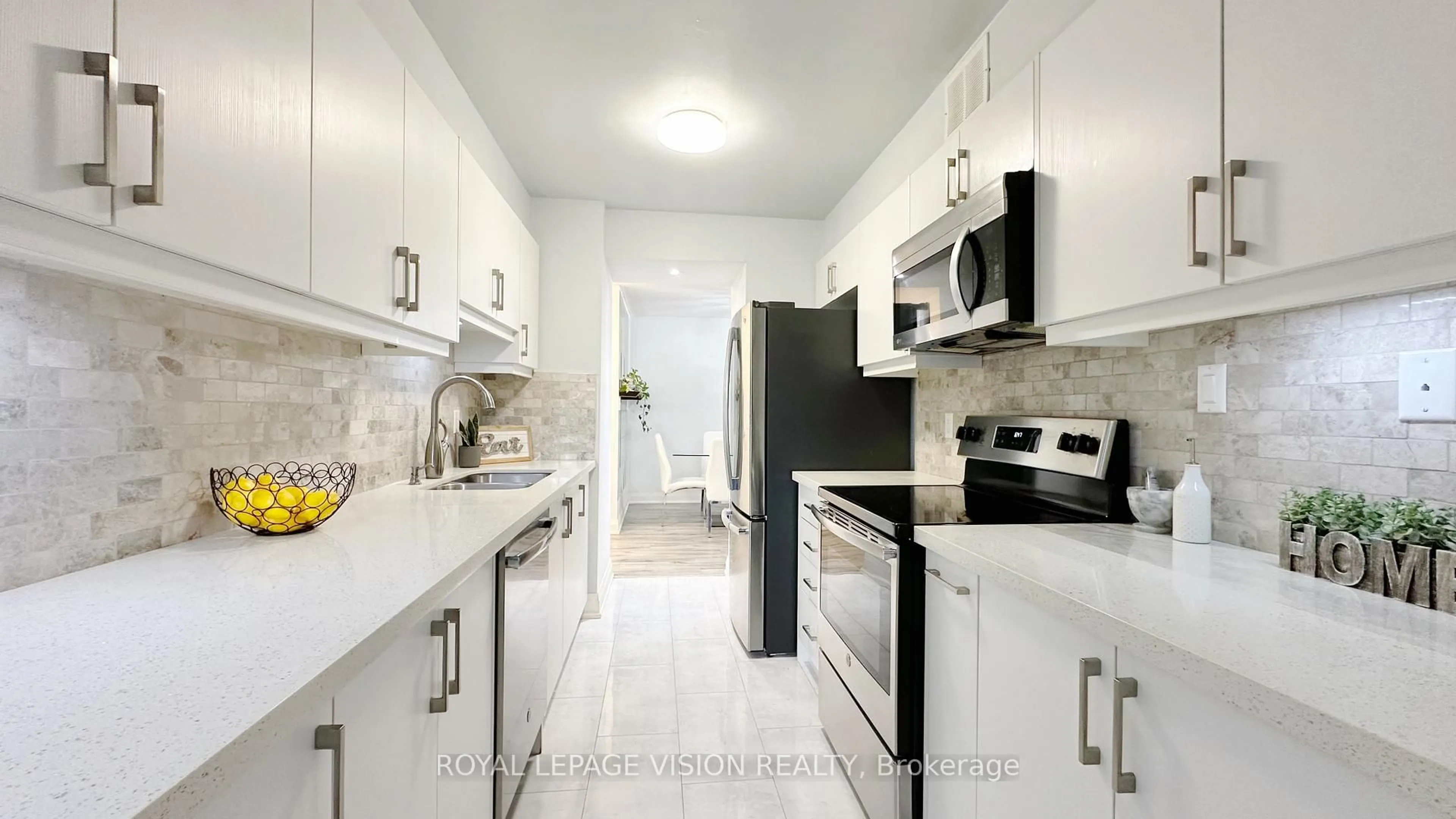 Standard kitchen, ceramic/tile floor for 45 Silver Springs Blvd #208, Toronto Ontario M1V 1R2