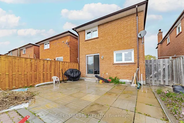 Additional property image - 23 Lord Sydenham Crt