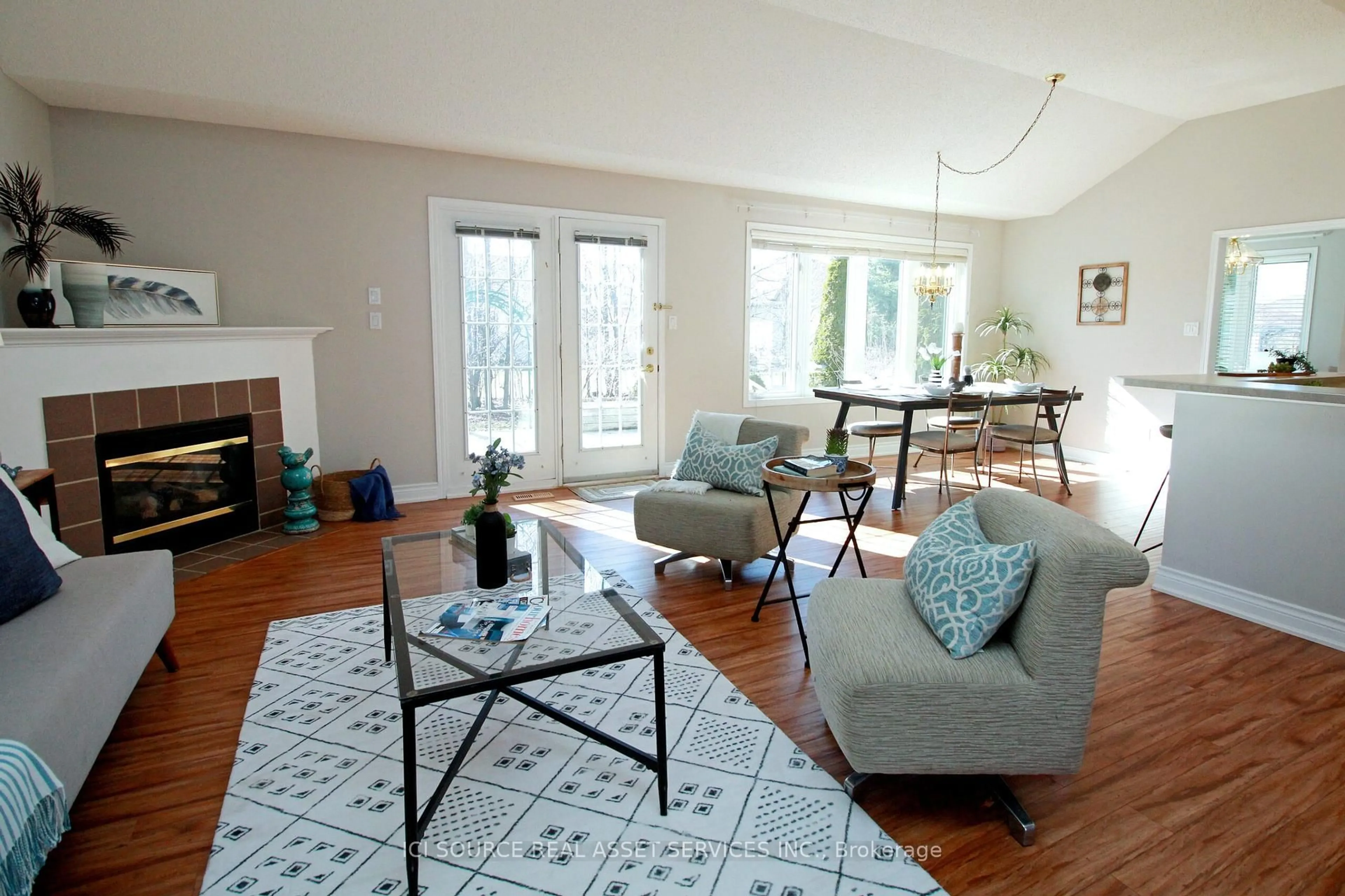 Living room with furniture, unknown for 60 Hinkley Tr, Clarington Ontario L1B 1A9