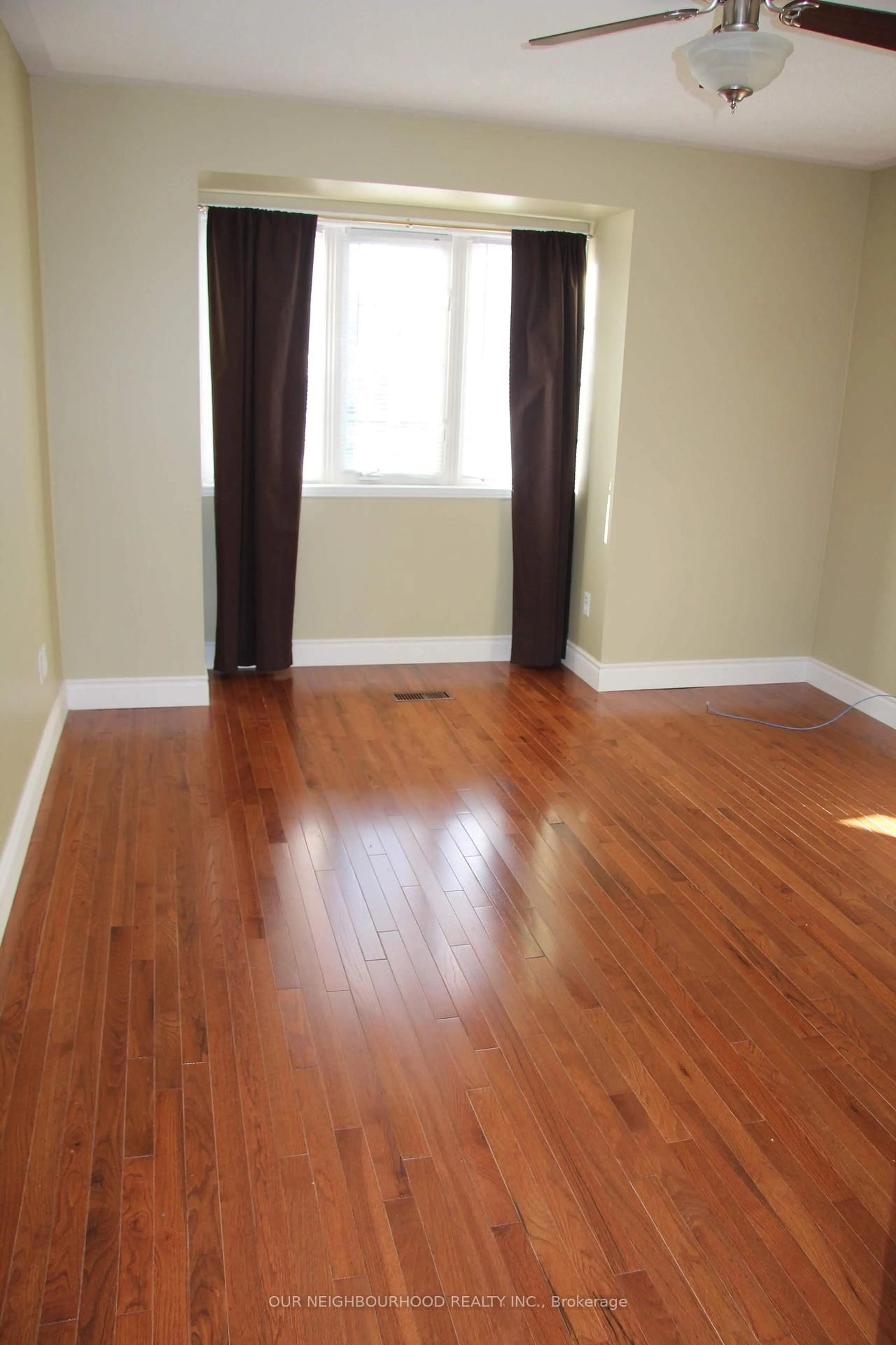 A pic of a room for 2341 Clearside Crt, Pickering Ontario L1X 2V1