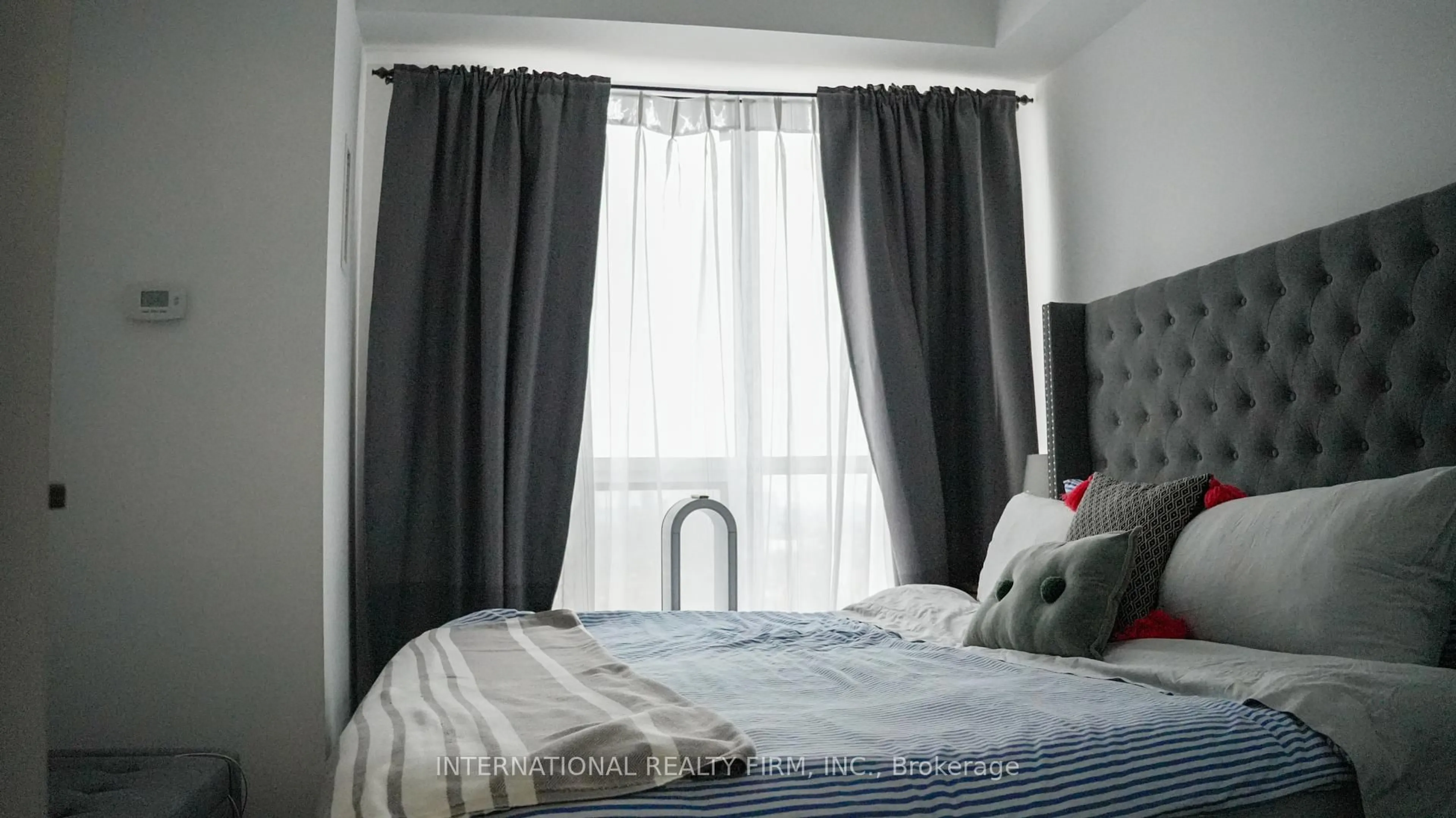 A pic of a room for 255 Village Green Sq #3104, Toronto Ontario M1S 0L7
