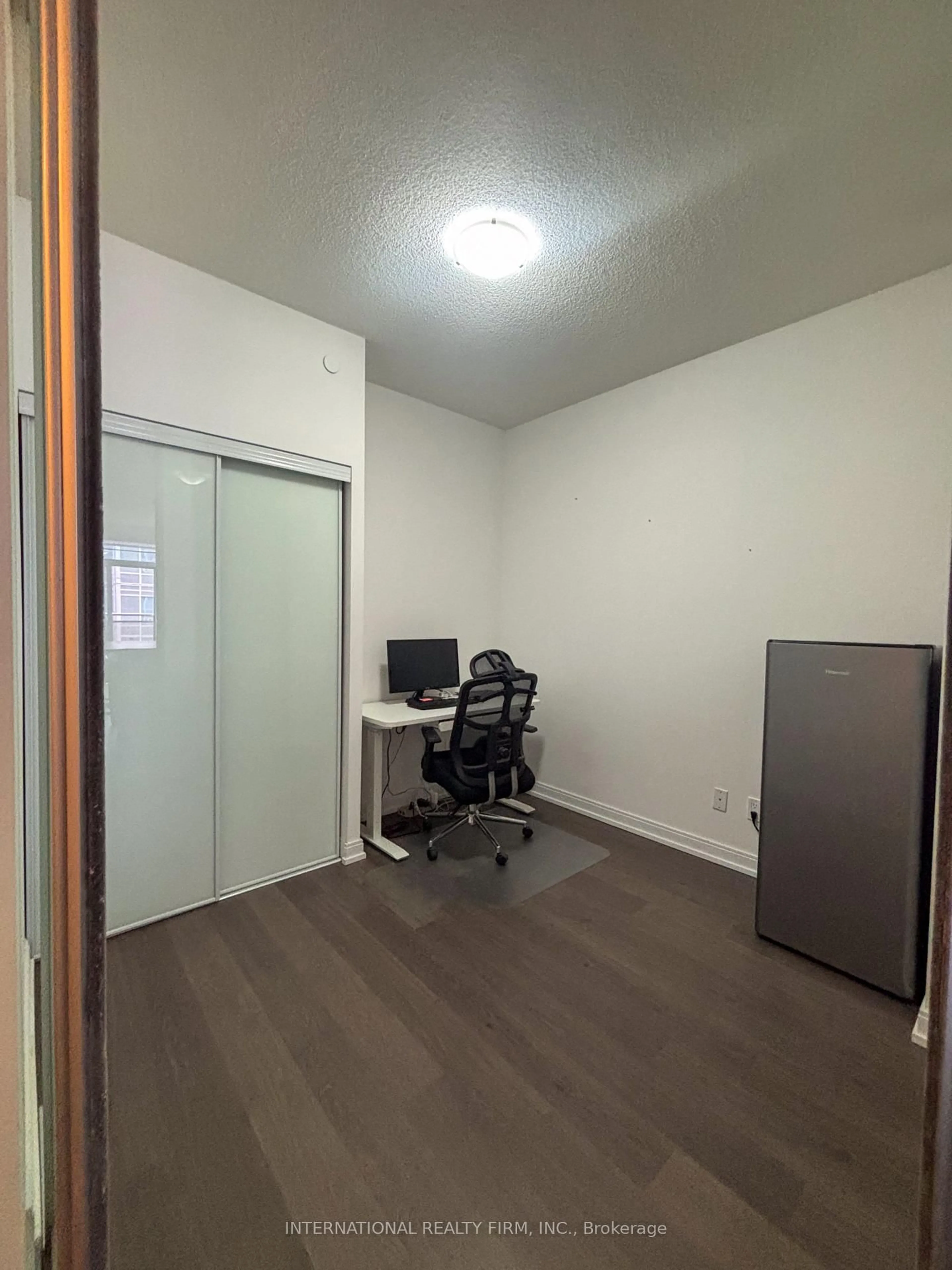 A pic of a room for 255 Village Green Sq #3104, Toronto Ontario M1S 0L7