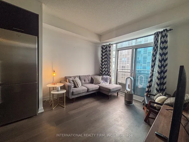 Additional image 16 of 255 Village Green Sq Unit 3104