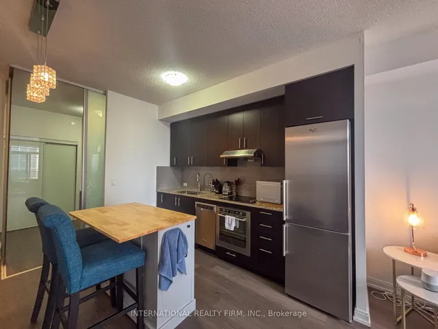 Additional image 15 of 255 Village Green Sq Unit 3104
