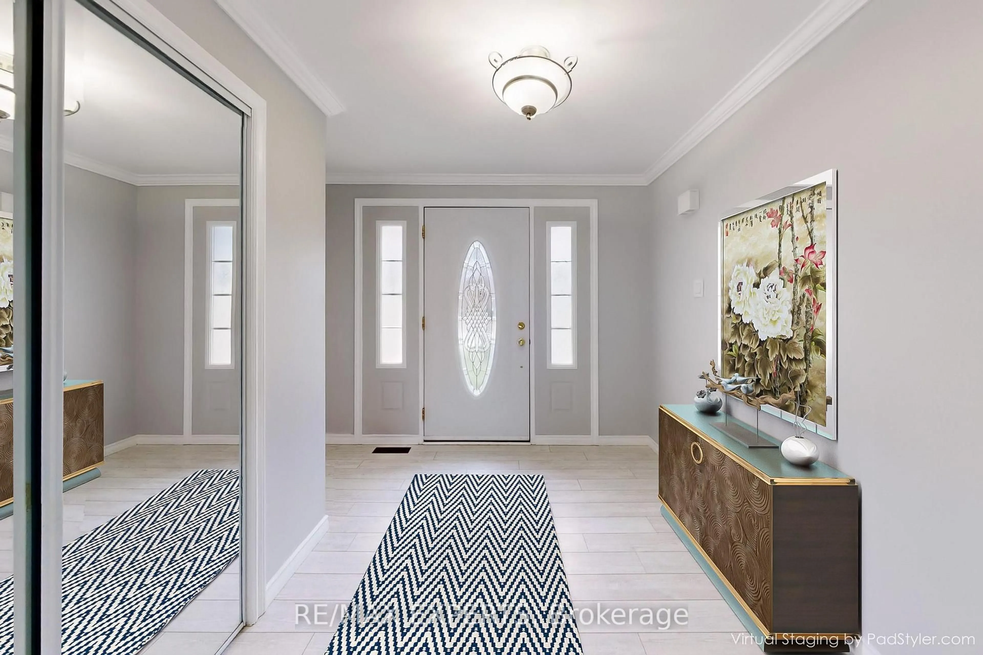 Indoor entryway for 92 Clover Ridge Dr, Ajax Ontario L1S 1G7