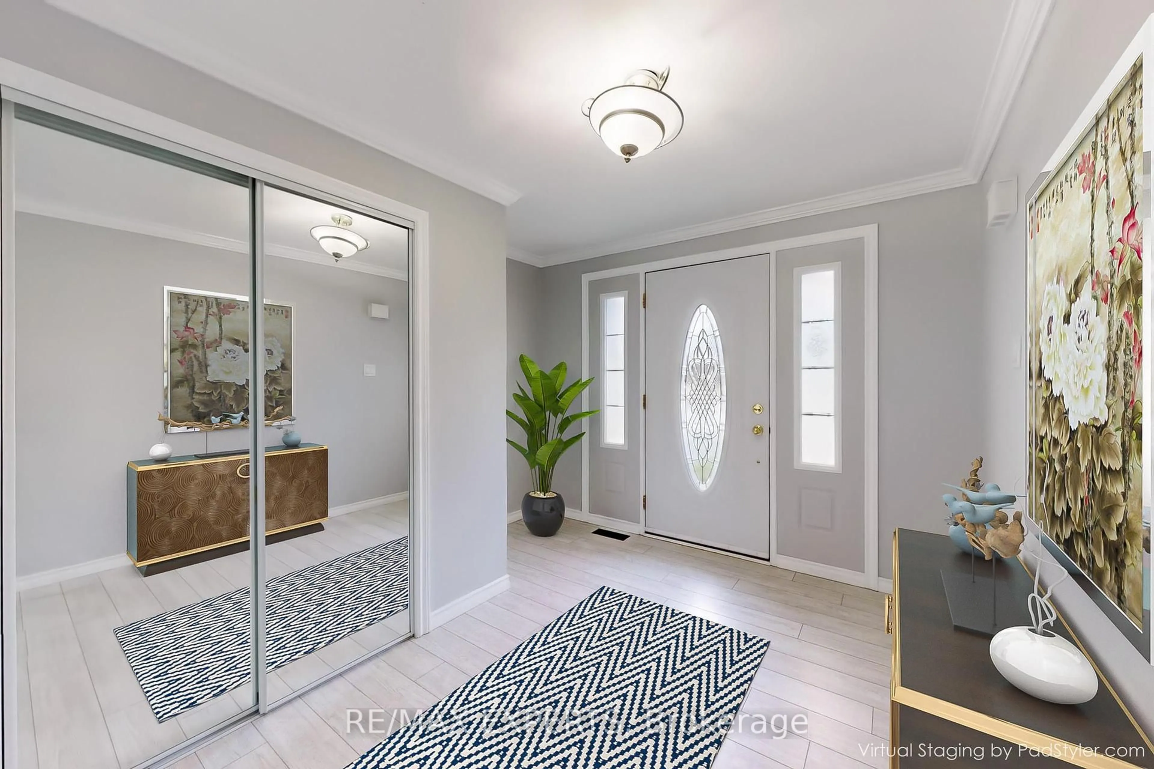 Indoor entryway for 92 Clover Ridge Dr, Ajax Ontario L1S 1G7