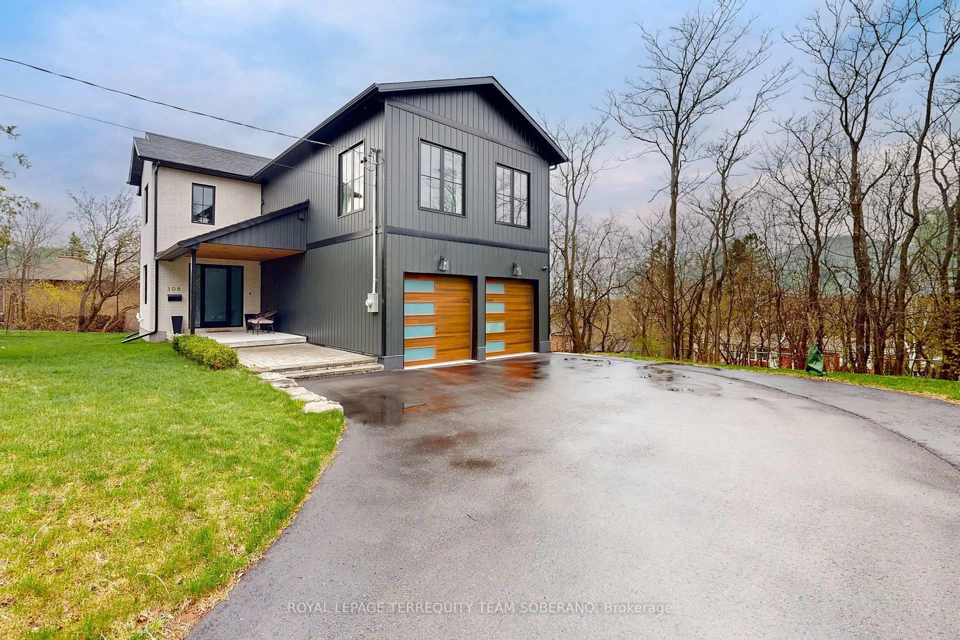 Home with brick exterior material, street for 308 Ridgewood Rd, Toronto Ontario M1C 2X2