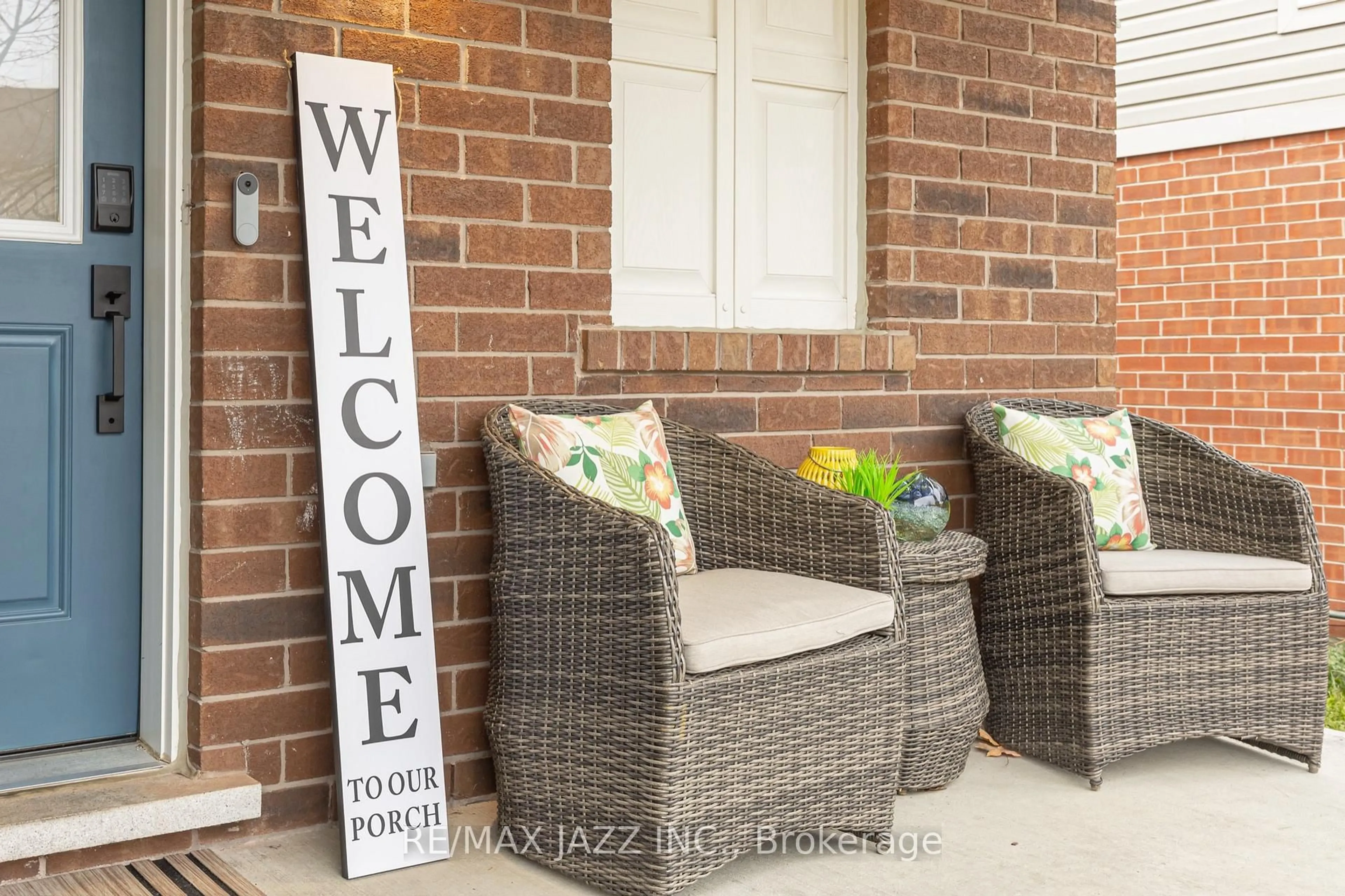 Unknown for 1869 Liatris Dr, Pickering Ontario L1X 0A4