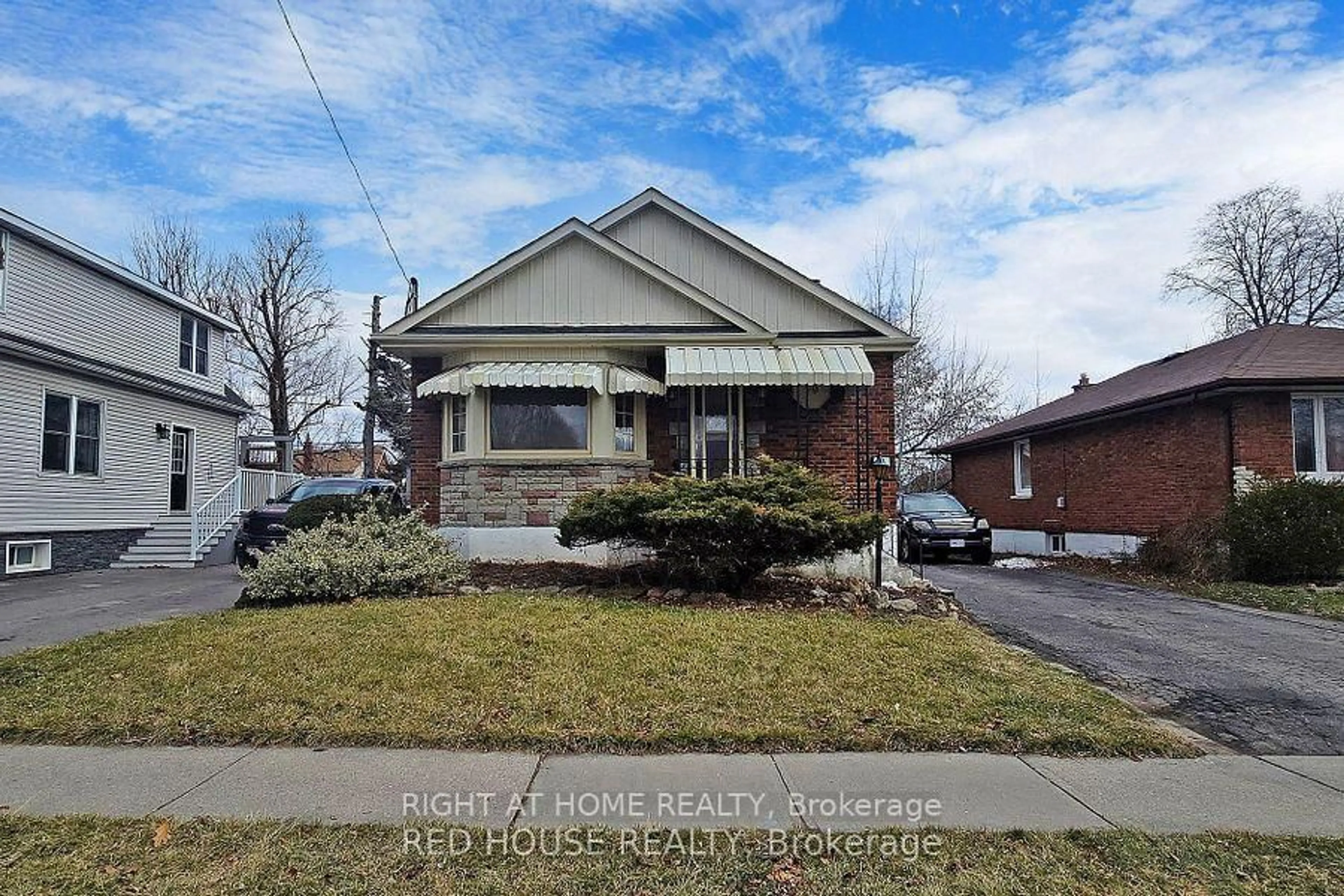 Home with brick exterior material, street for 89 Chadburn St, Oshawa Ontario L1H 5T9