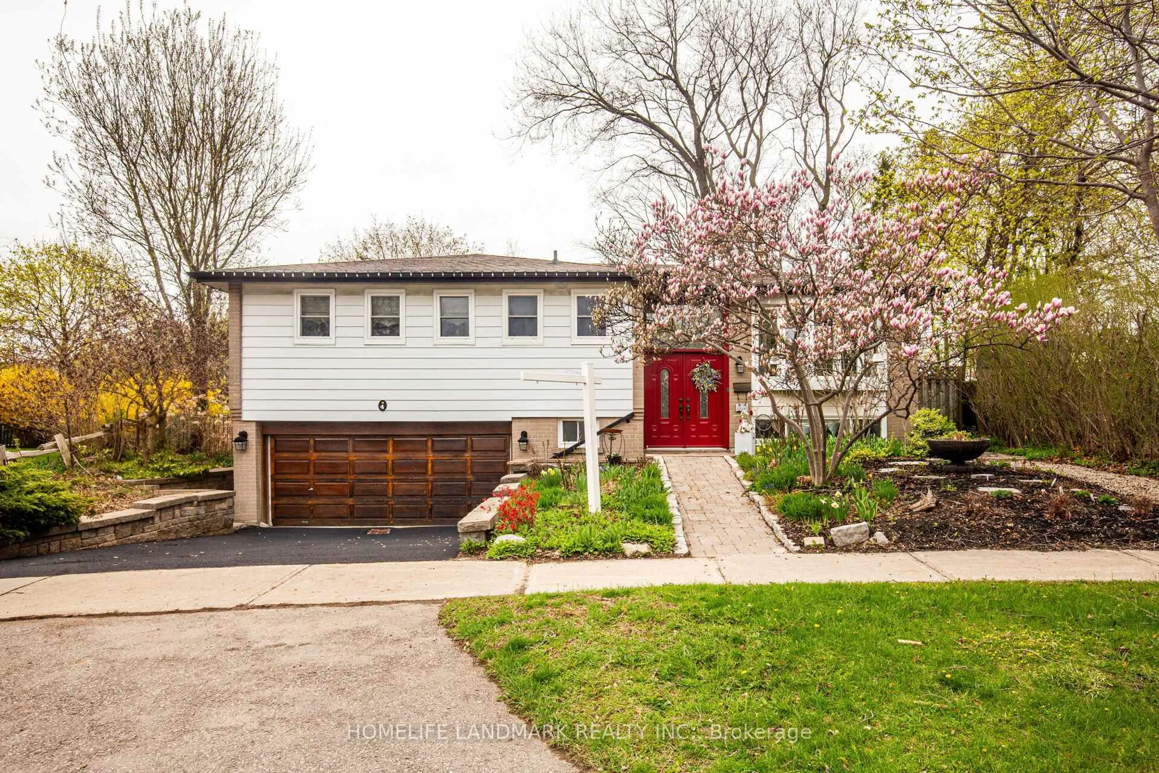 Home with brick exterior material, street for 4 Steepmaple Grve, Toronto Ontario M1E 4P5