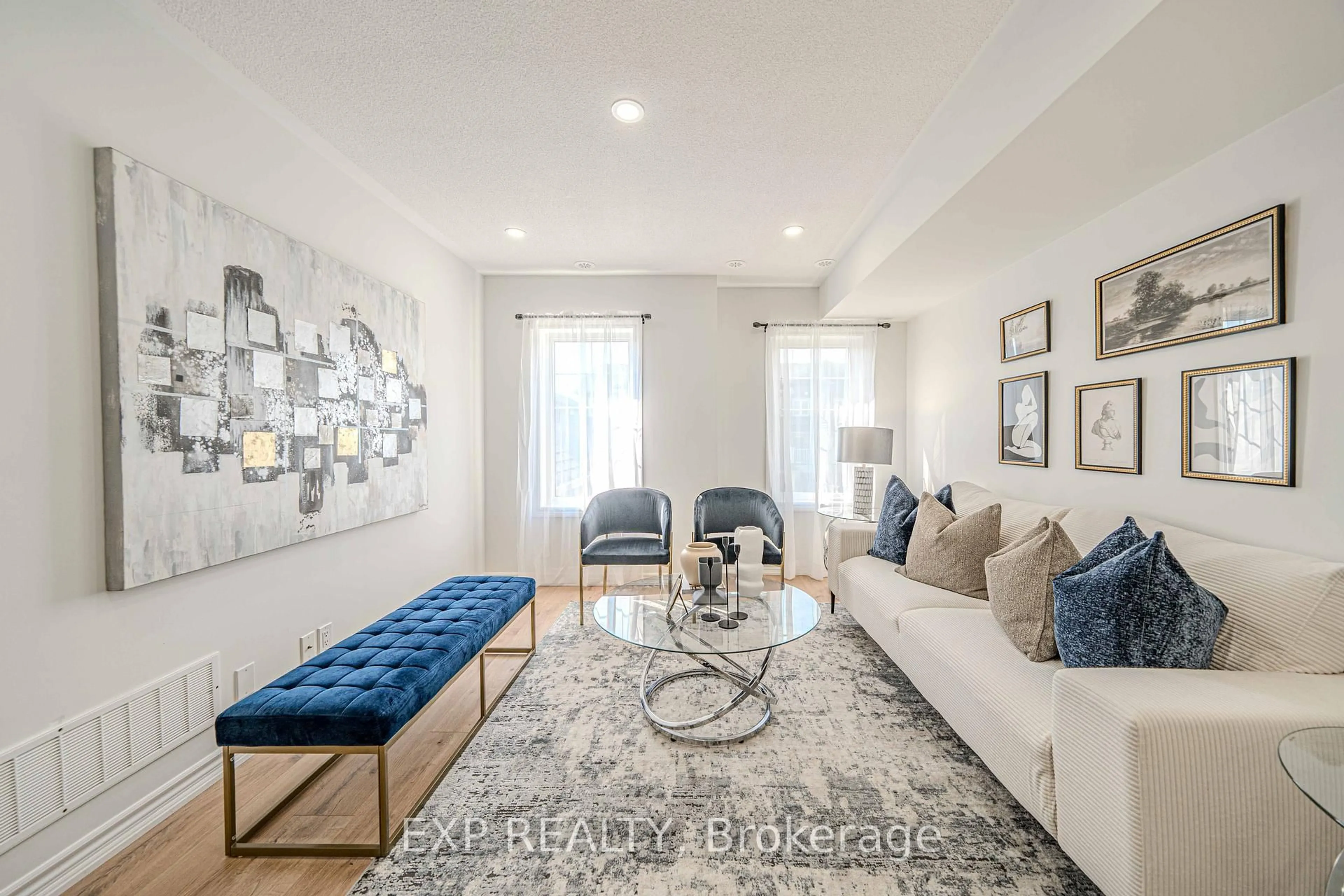 Living room with furniture, unknown for 2500 Hill Rise Crt #10, Oshawa Ontario L1L 0M6