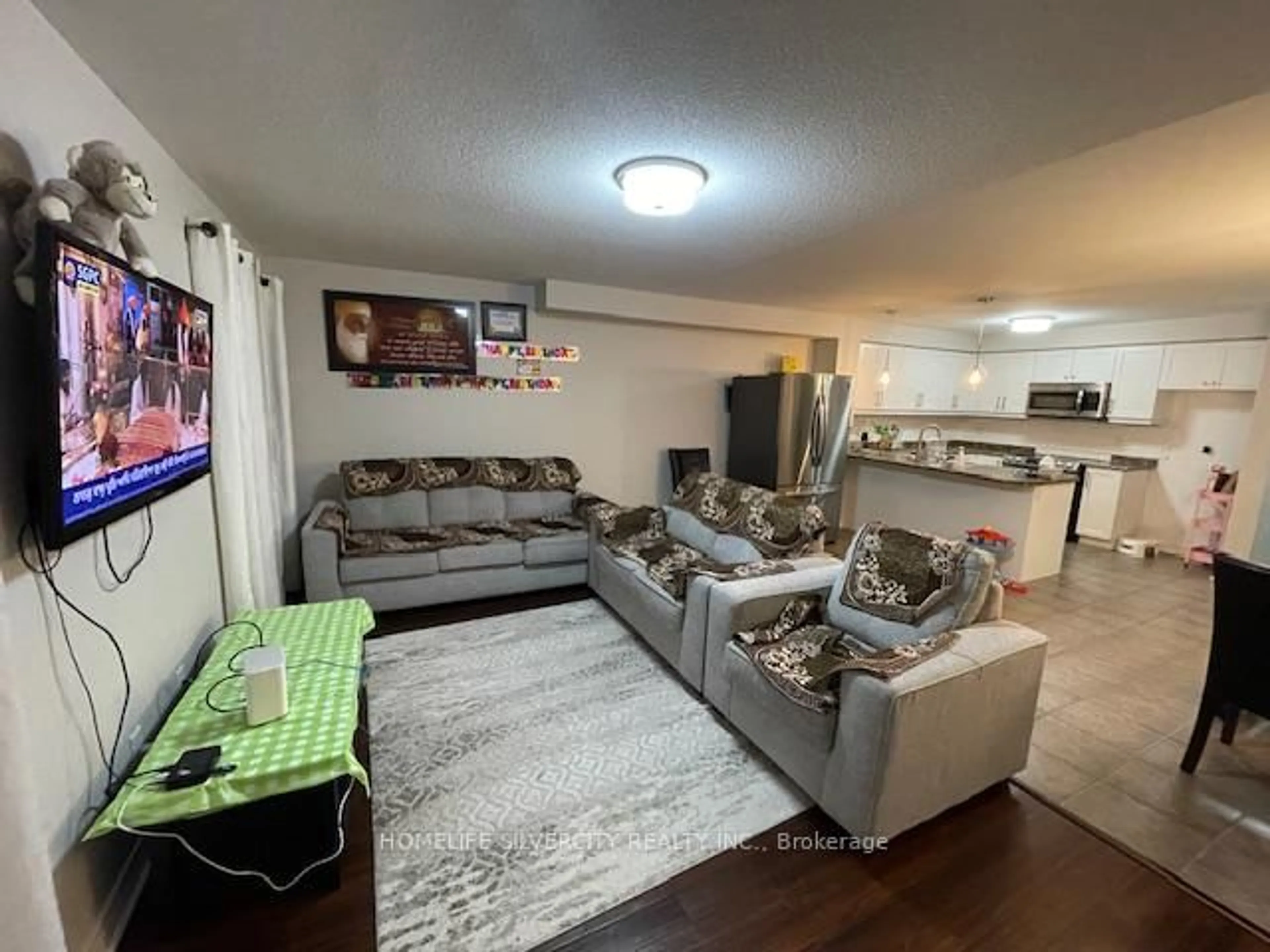 Living room with furniture, unknown for 1400 Rennie St, Oshawa Ontario L1K 0N8