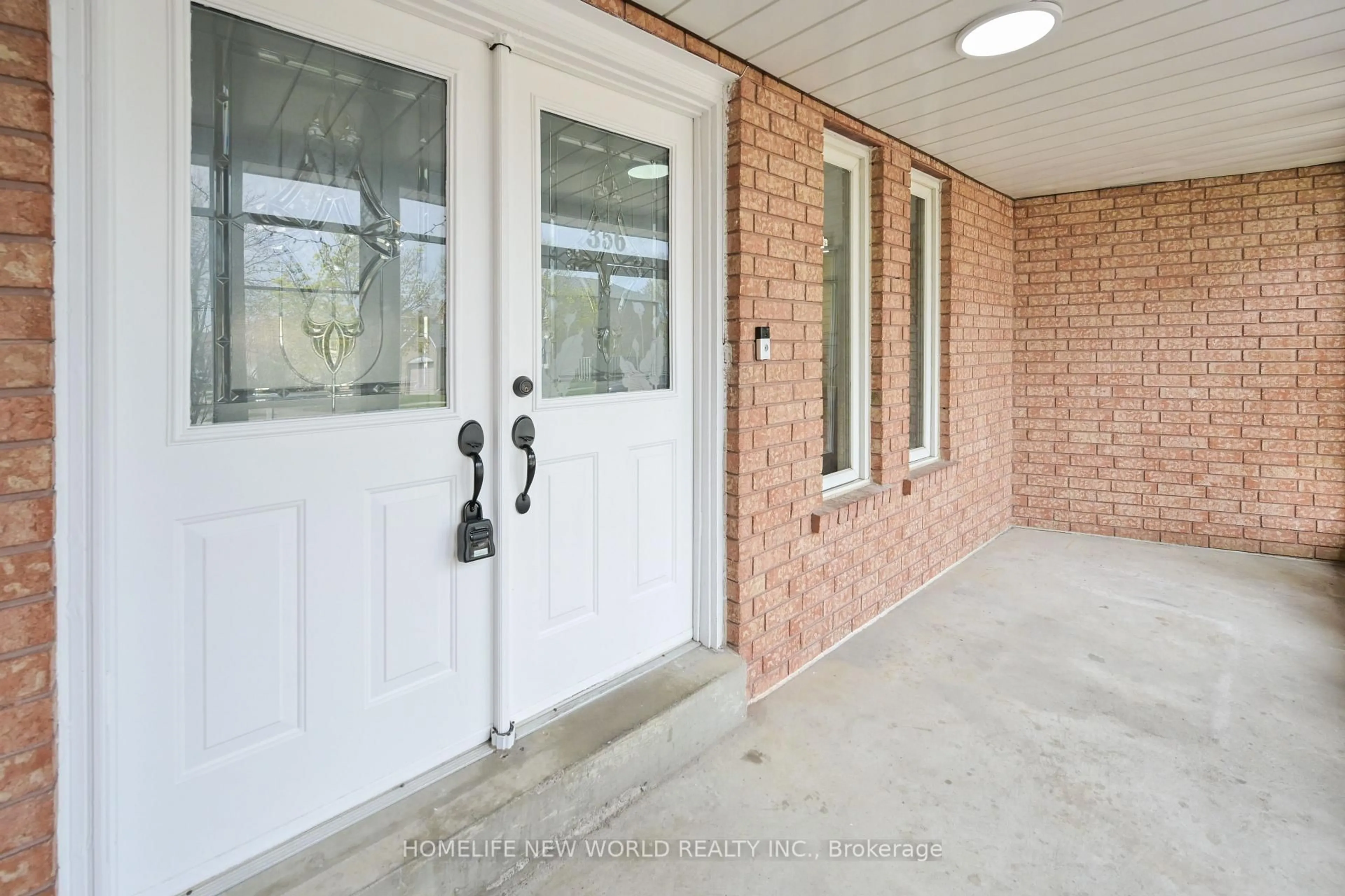 Indoor entryway for 356 Goldhawk Tr, Toronto Ontario M1V 4G1