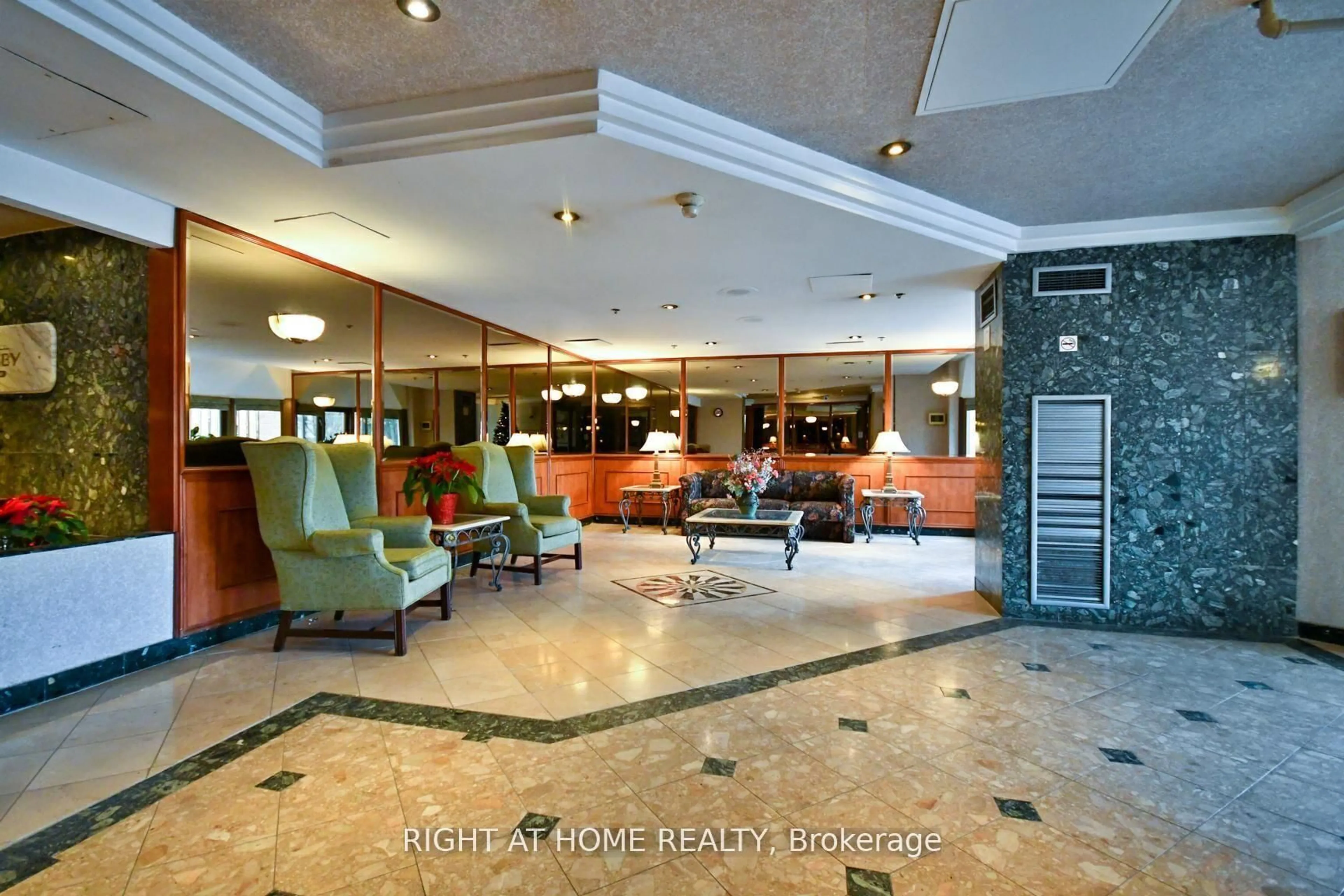 Lobby for 88 Alton Towers Circ #114, Toronto Ontario M1V 5C5