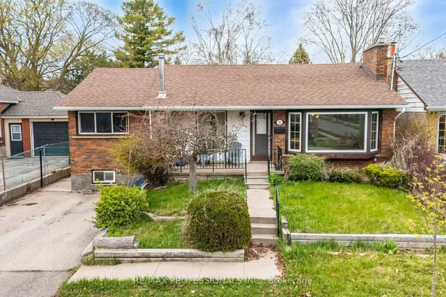 Primary image of 11 Jeanette St