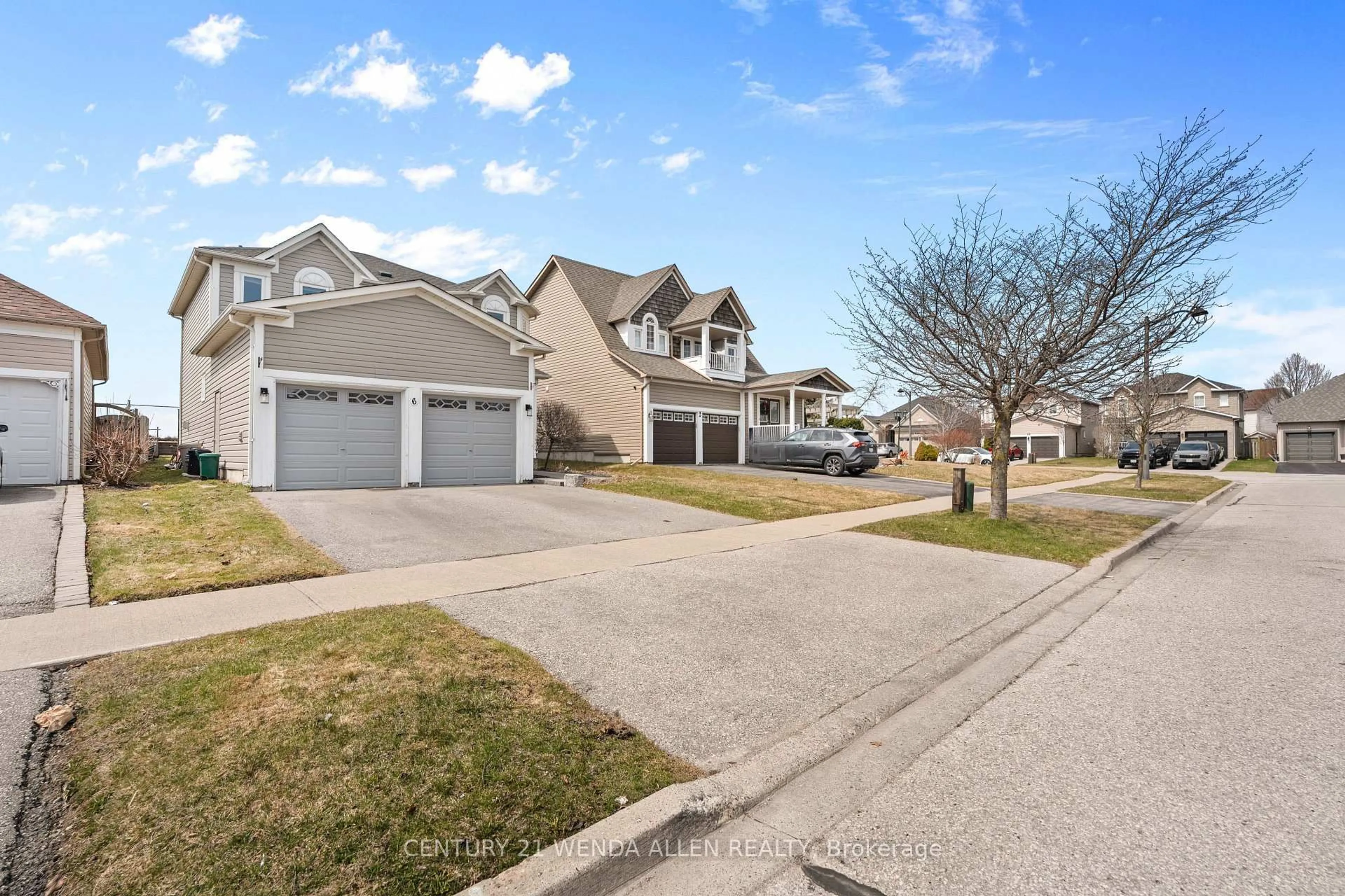 A pic from outside/outdoor area/front of a property/back of a property/a pic from drone, street for 6 Hammond St, Clarington Ontario L1C 5E5